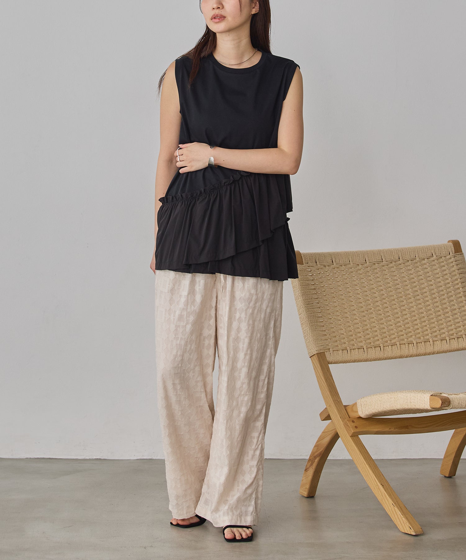 CUT-JACQUARD EASY PANTS