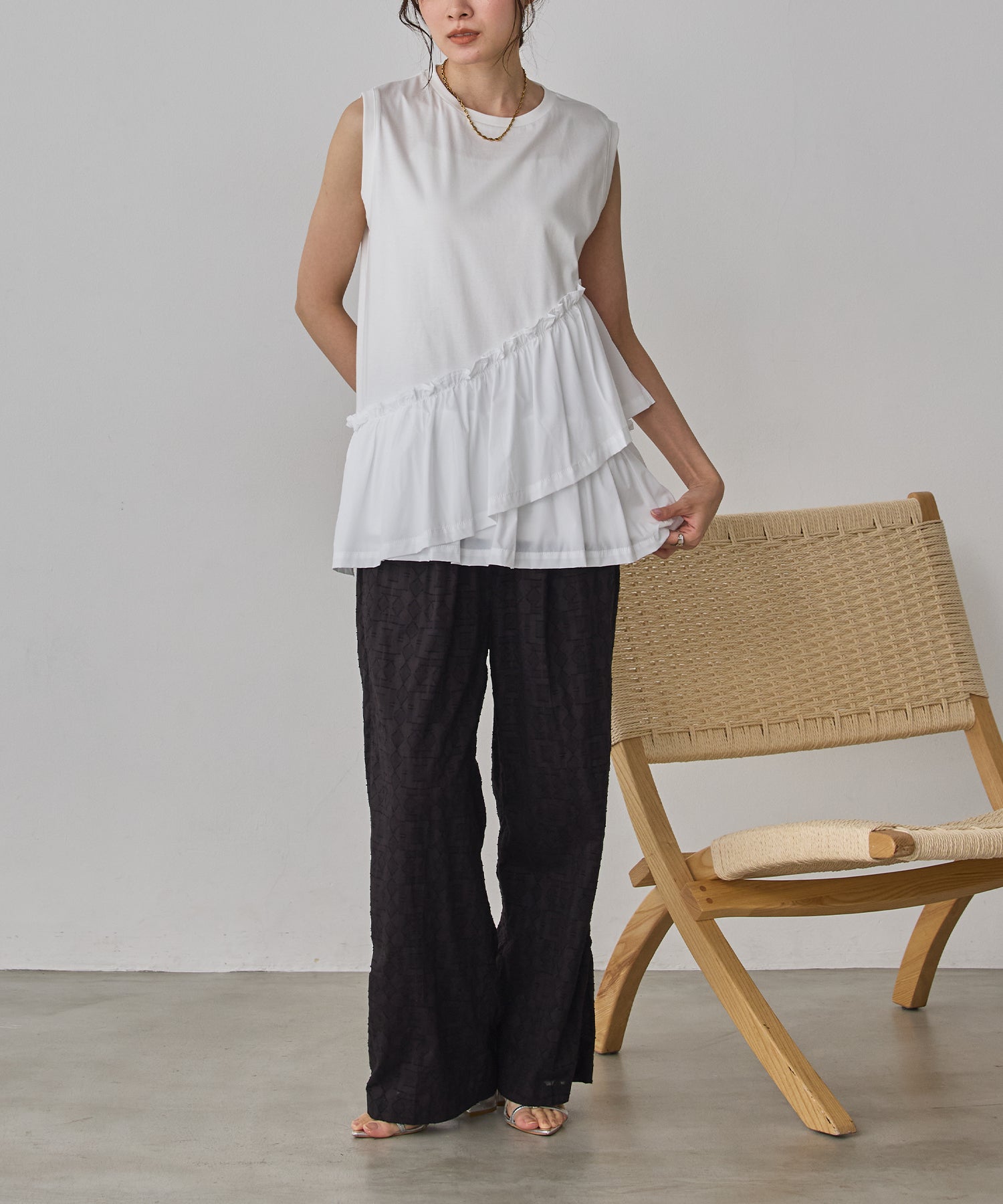 CUT-JACQUARD EASY PANTS