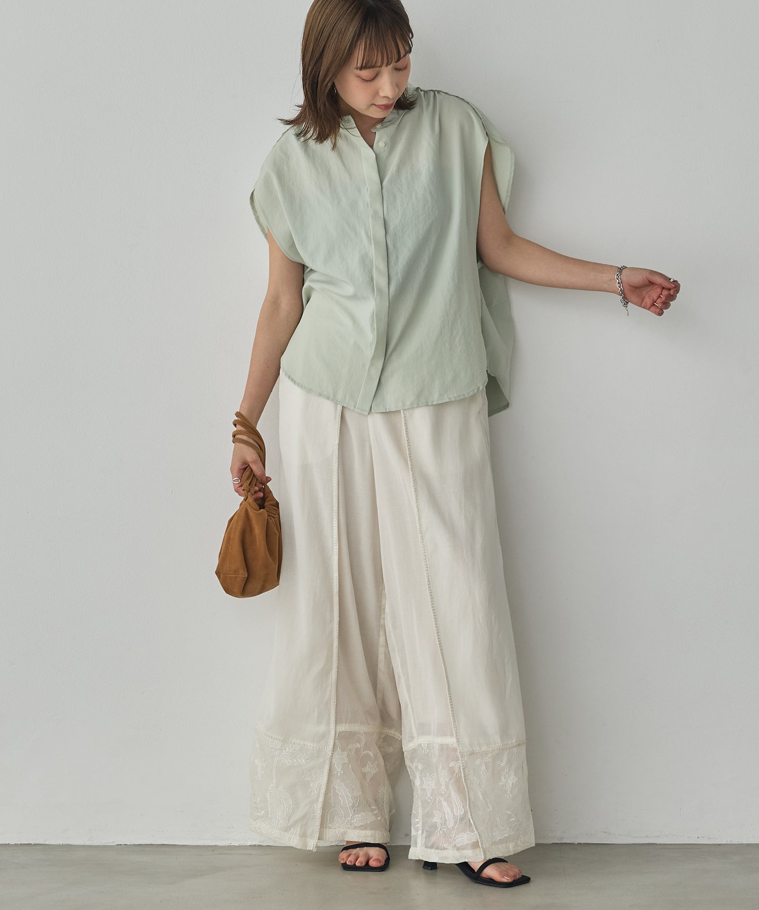 HEM-EMBROIDERED WRAP PANTS