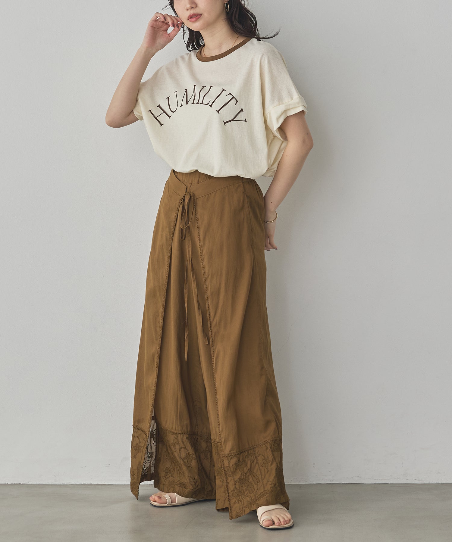 HEM-EMBROIDERED WRAP PANTS