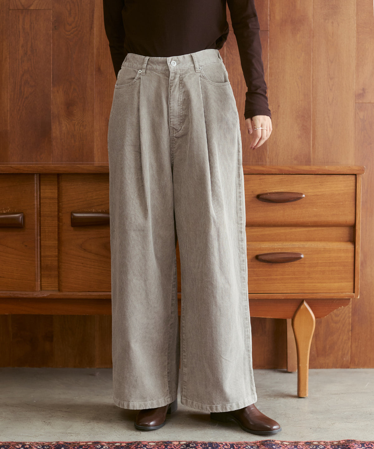 CORDUROY WIDE-LEG PANTS