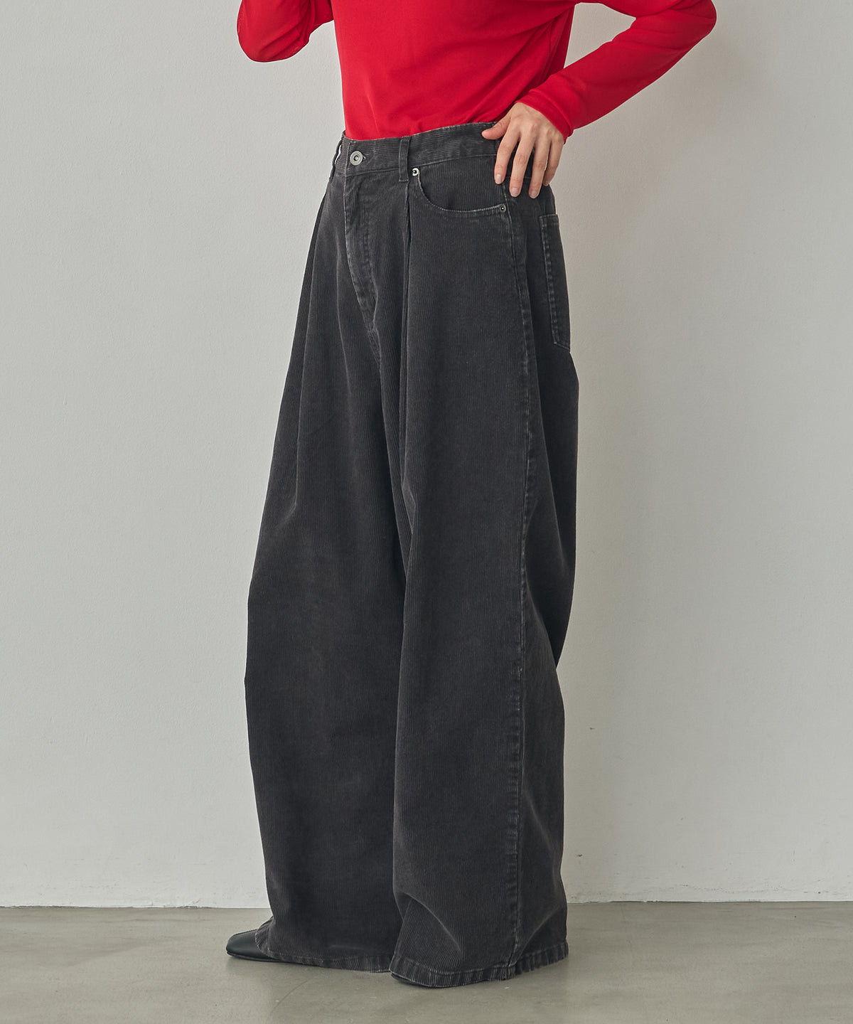 CORDUROY WIDE-LEG PANTS
