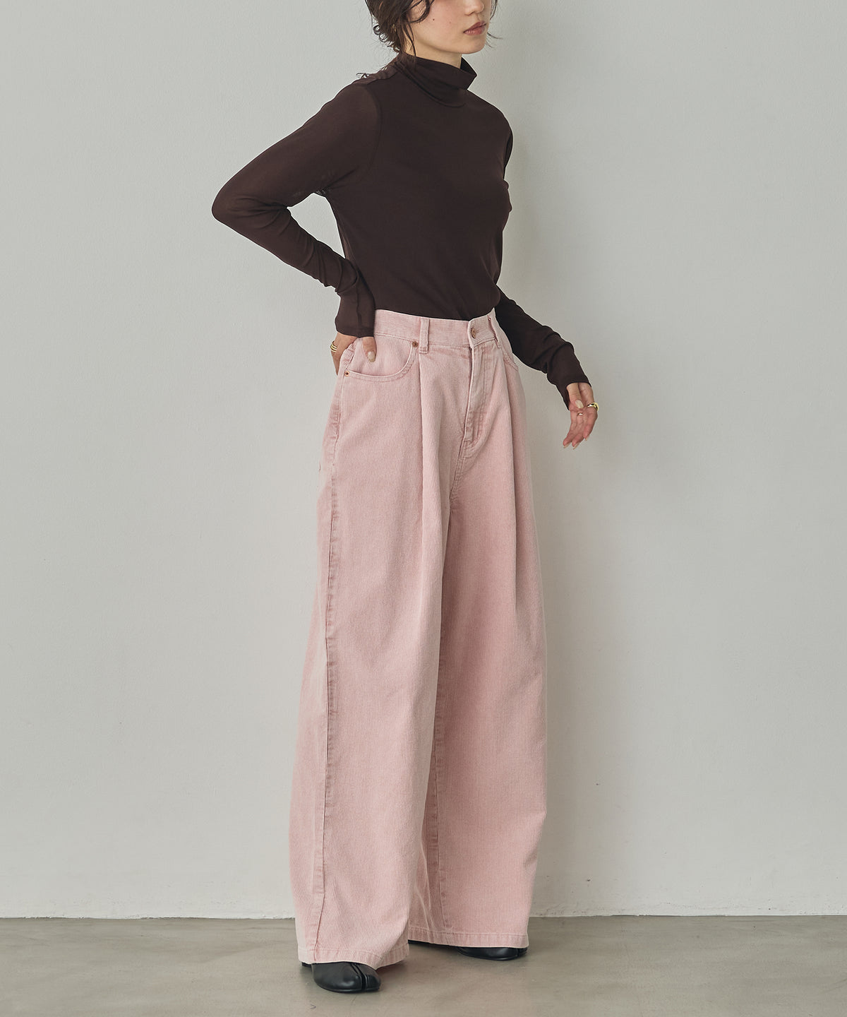 CORDUROY WIDE-LEG PANTS