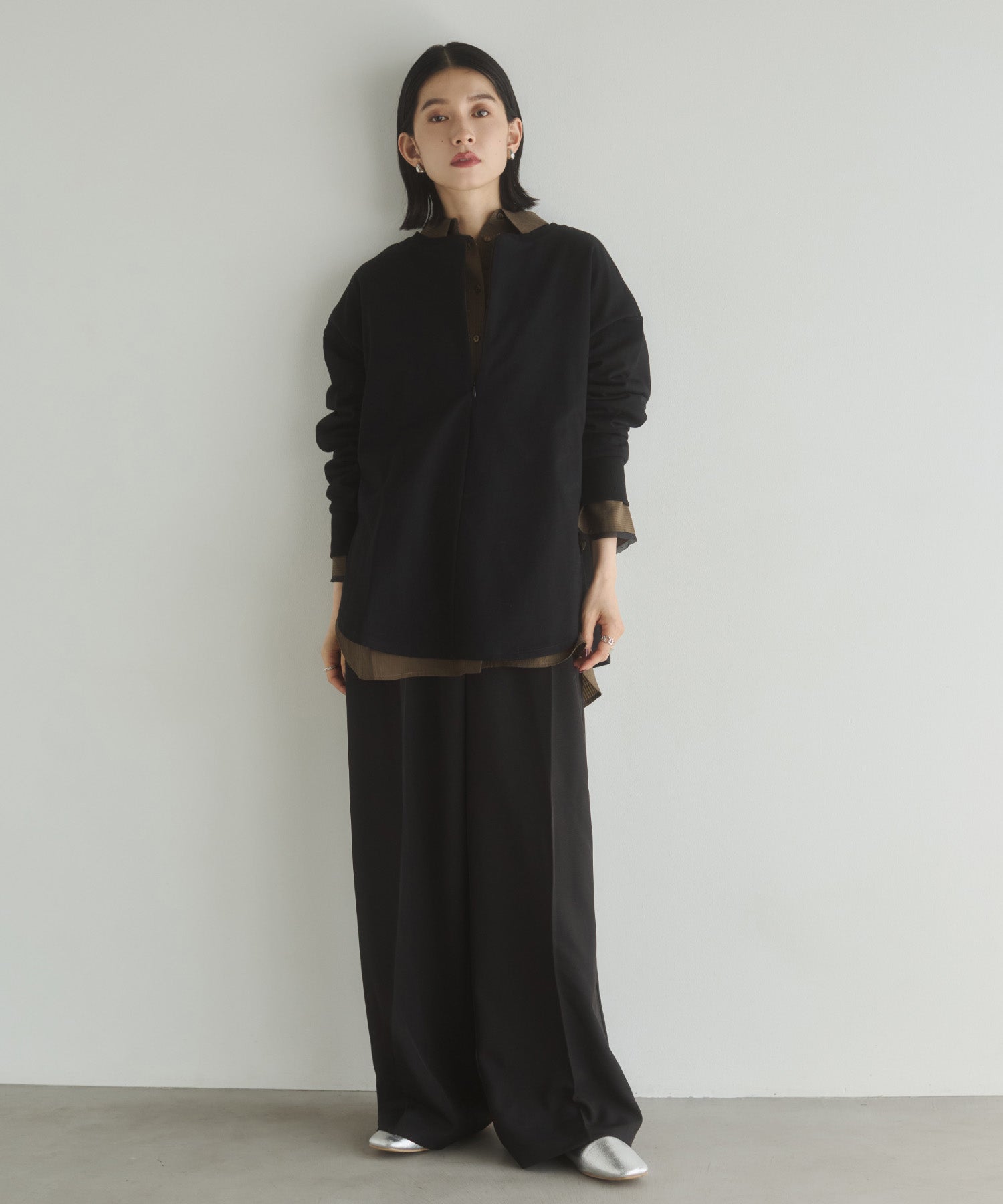 ポリツイル タックパンツ