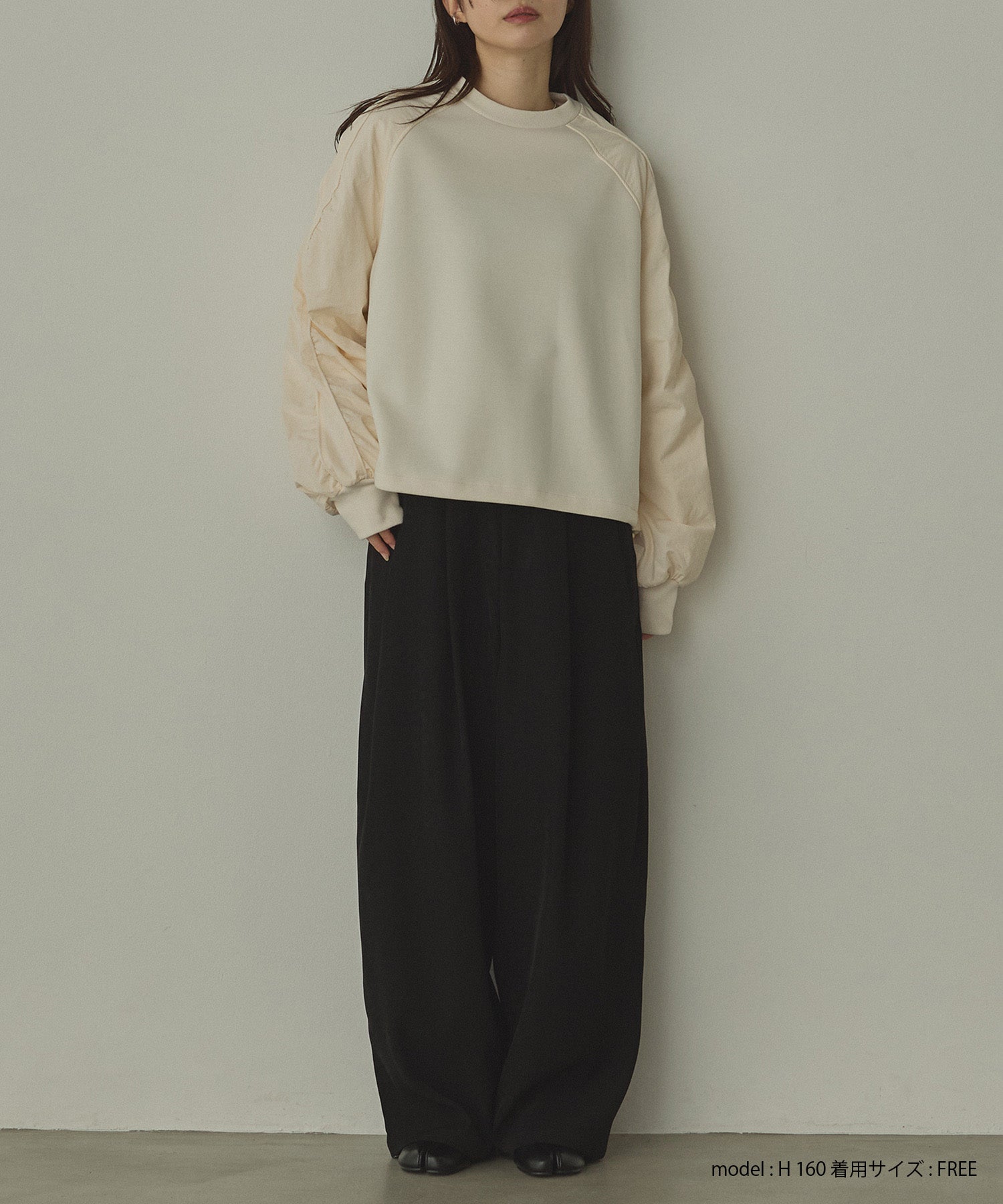 ポリツイル カーヴィパンツ