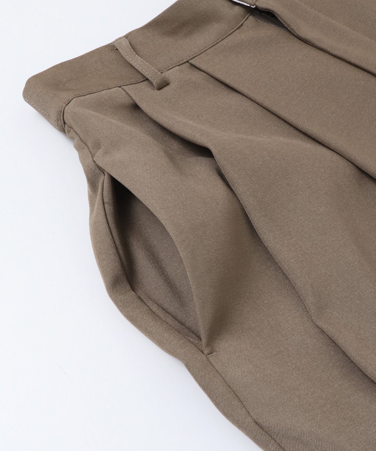 ポリツイル カーヴィパンツ