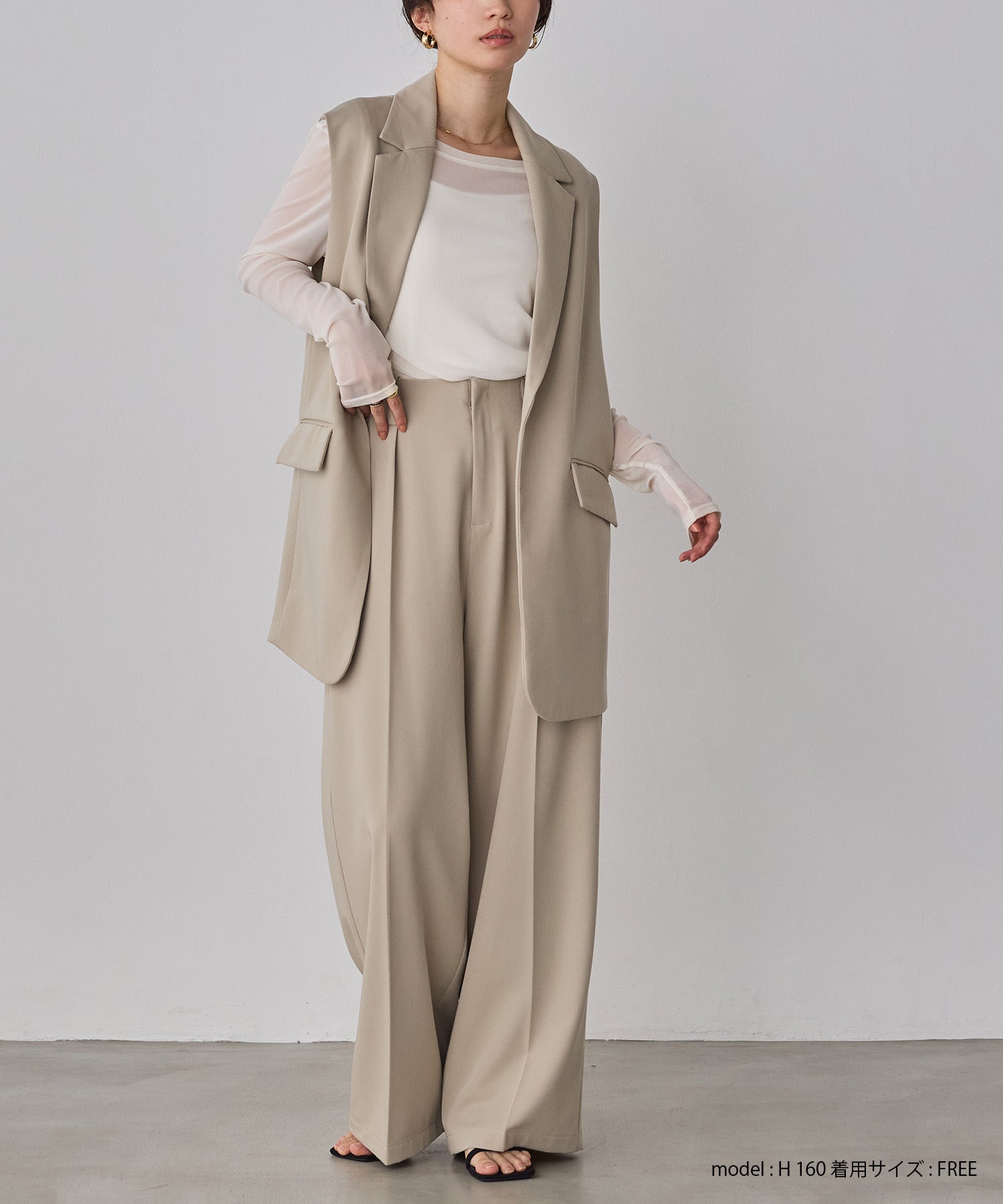 POLYRAYON TUCK PANTS