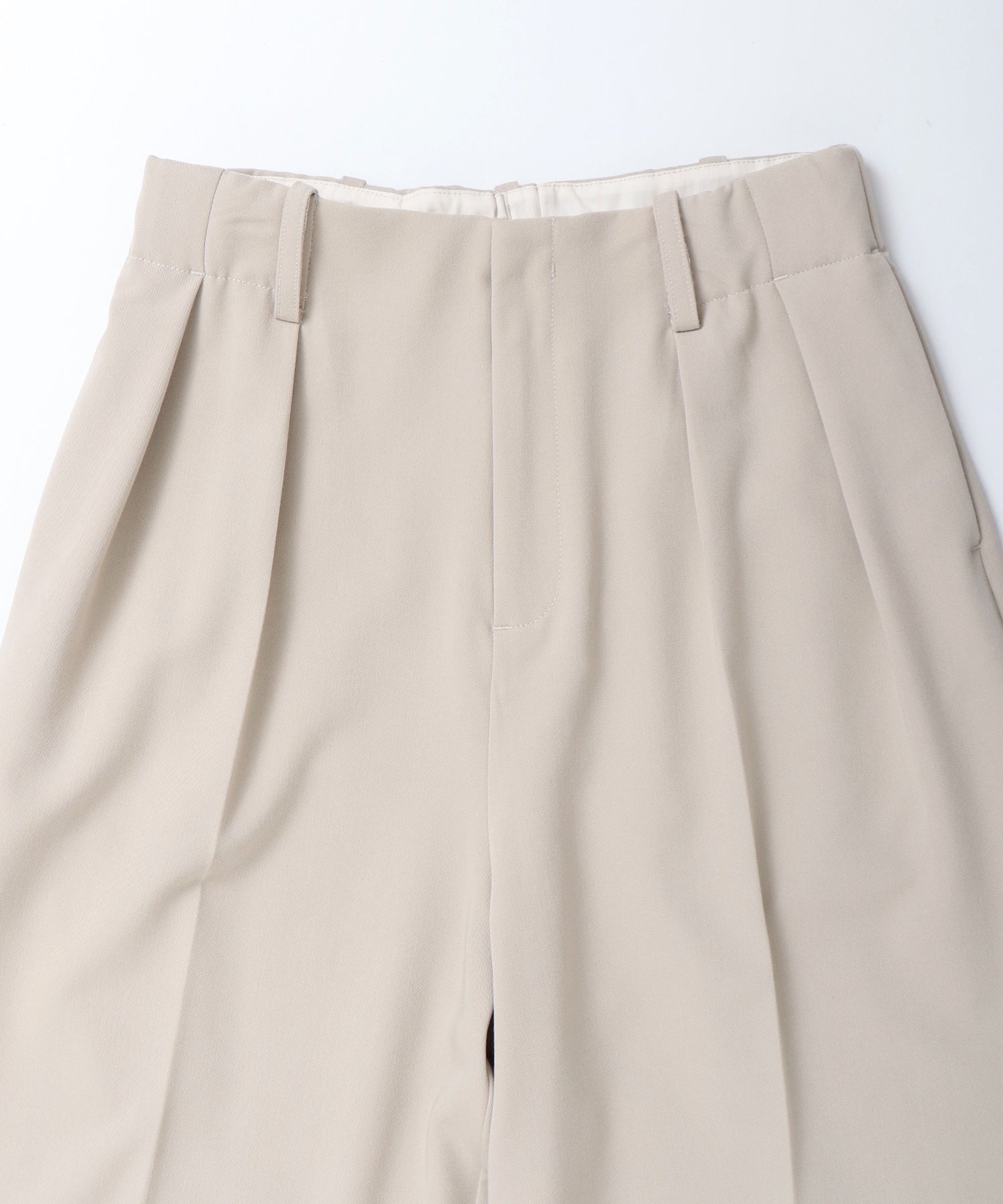 POLYRAYON TUCK PANTS