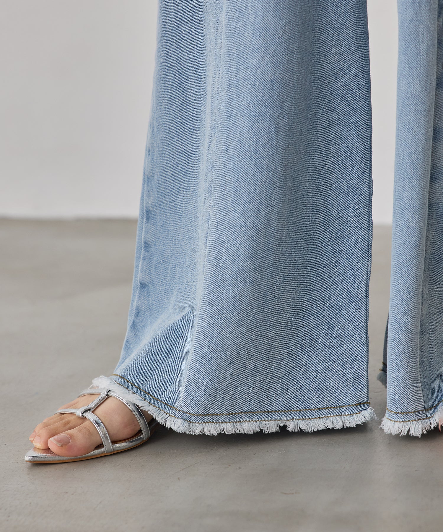 バイカラーデニムパンツ