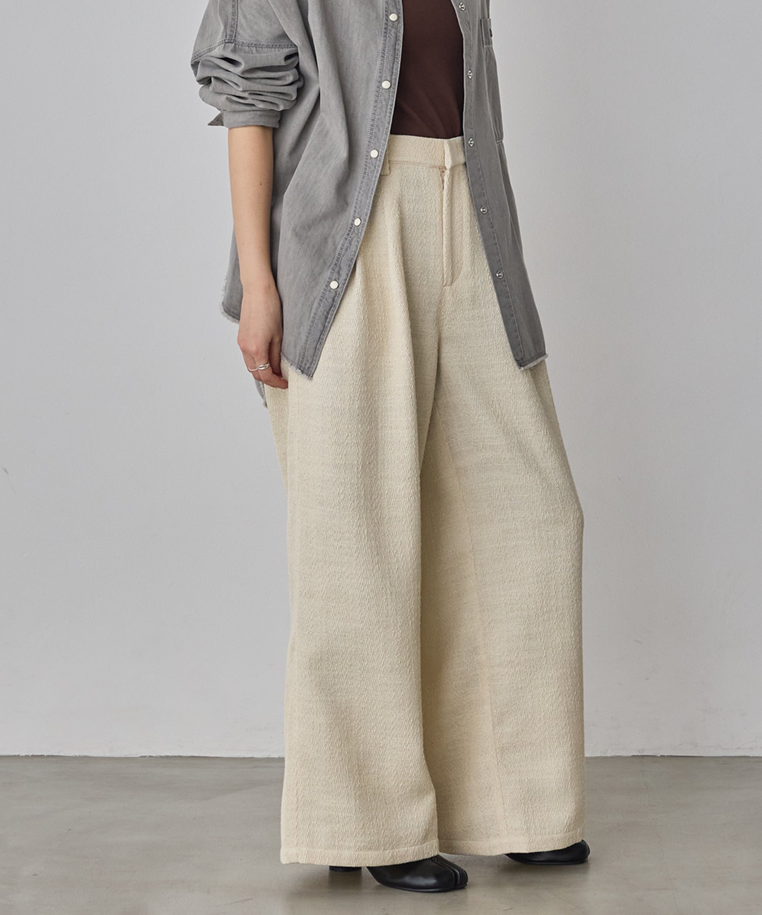 デニムライク ヘリンボーン タックパンツ