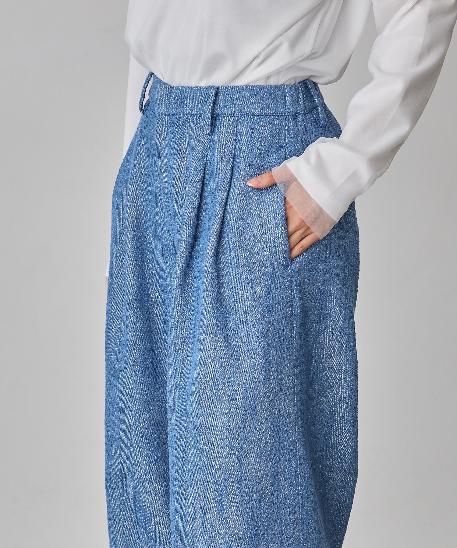 デニムライク ヘリンボーン タックパンツ