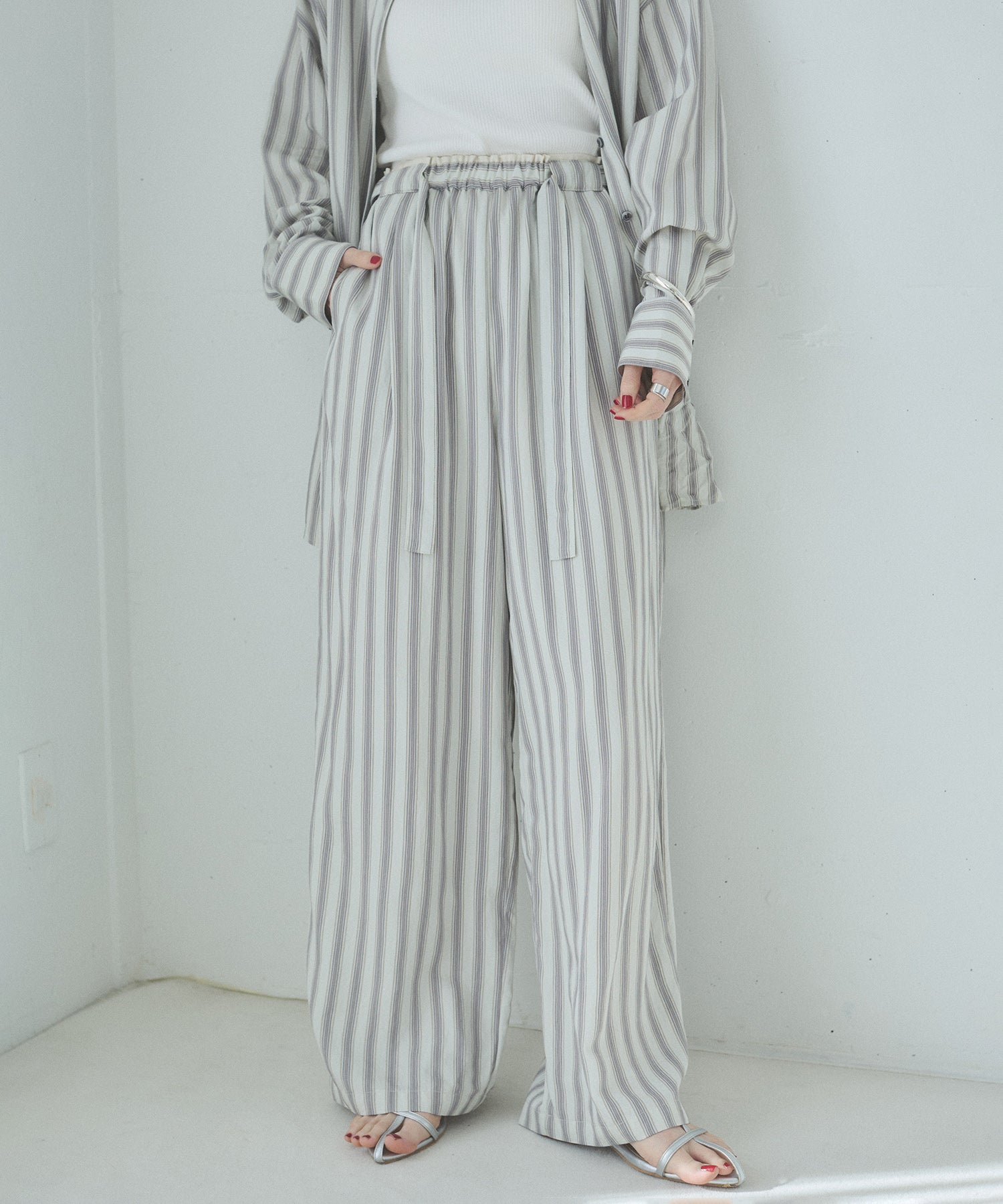 ストライプ イージーパンツ