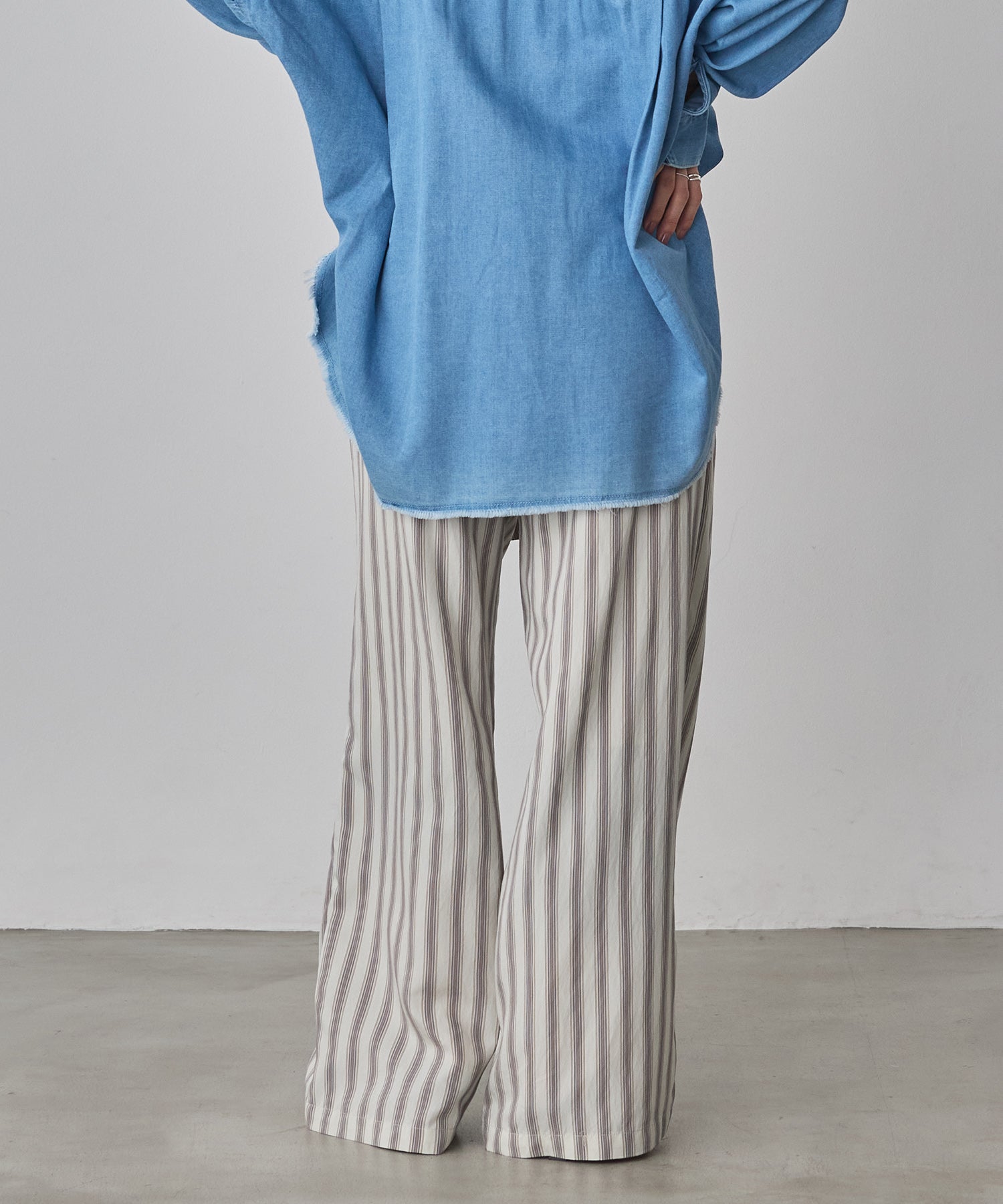 ストライプ イージーパンツ