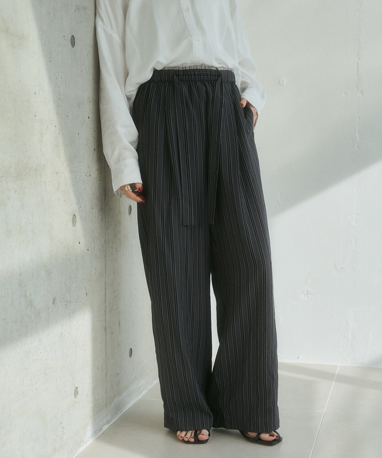 ストライプ イージーパンツ