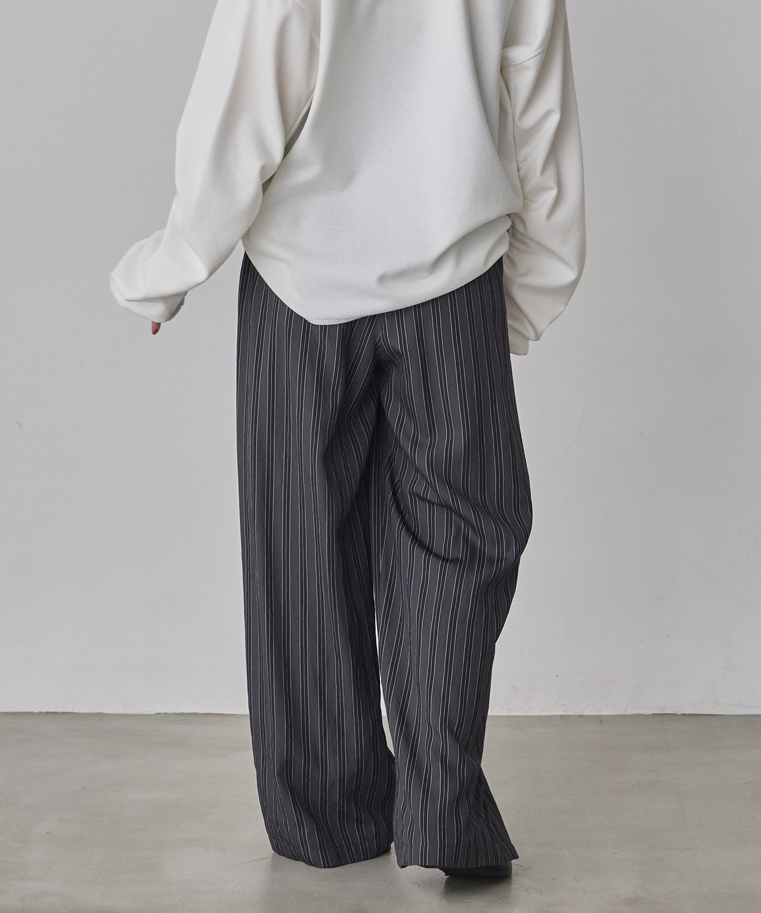 ストライプ イージーパンツ