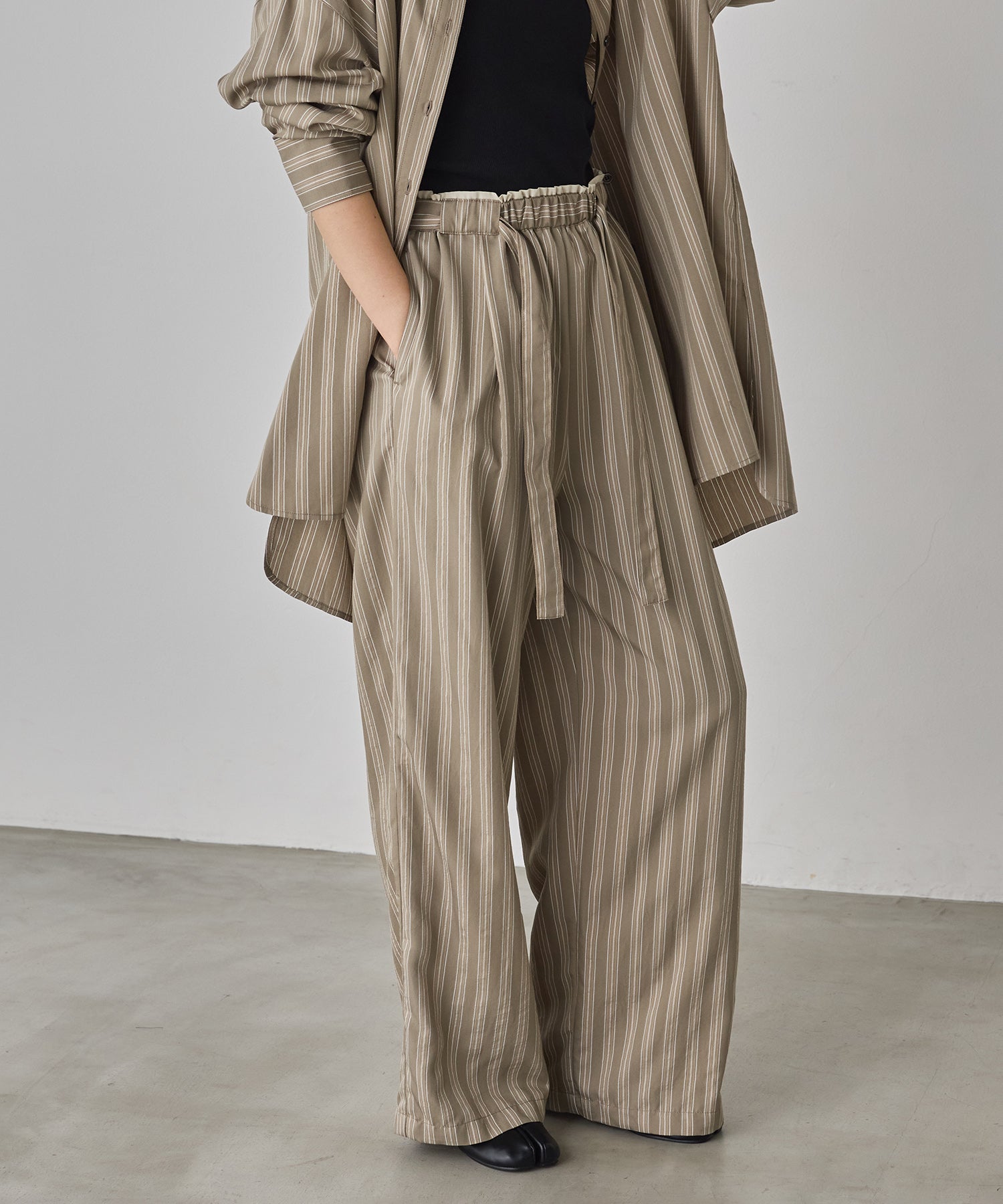 ストライプ イージーパンツ