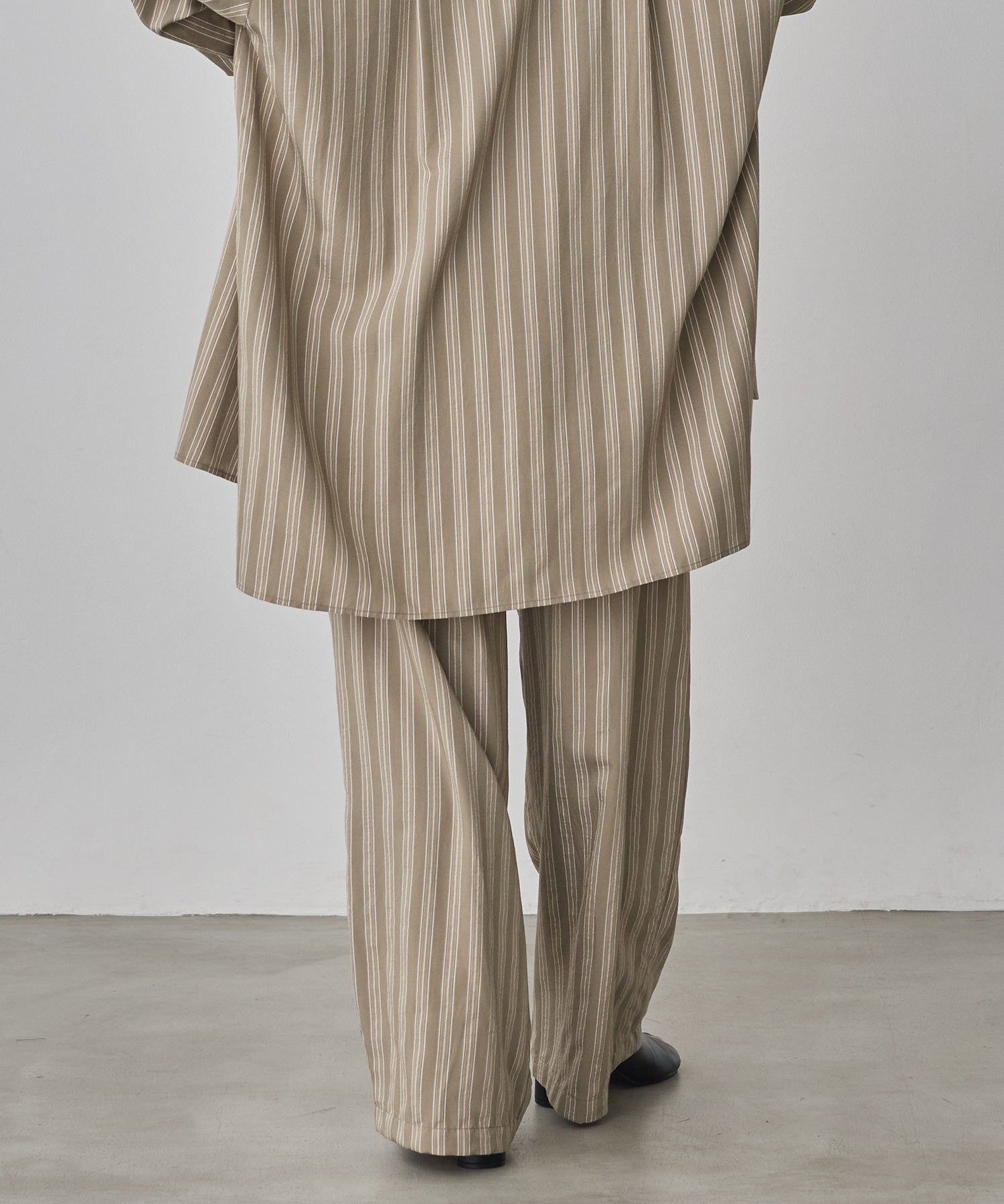 ストライプ イージーパンツ