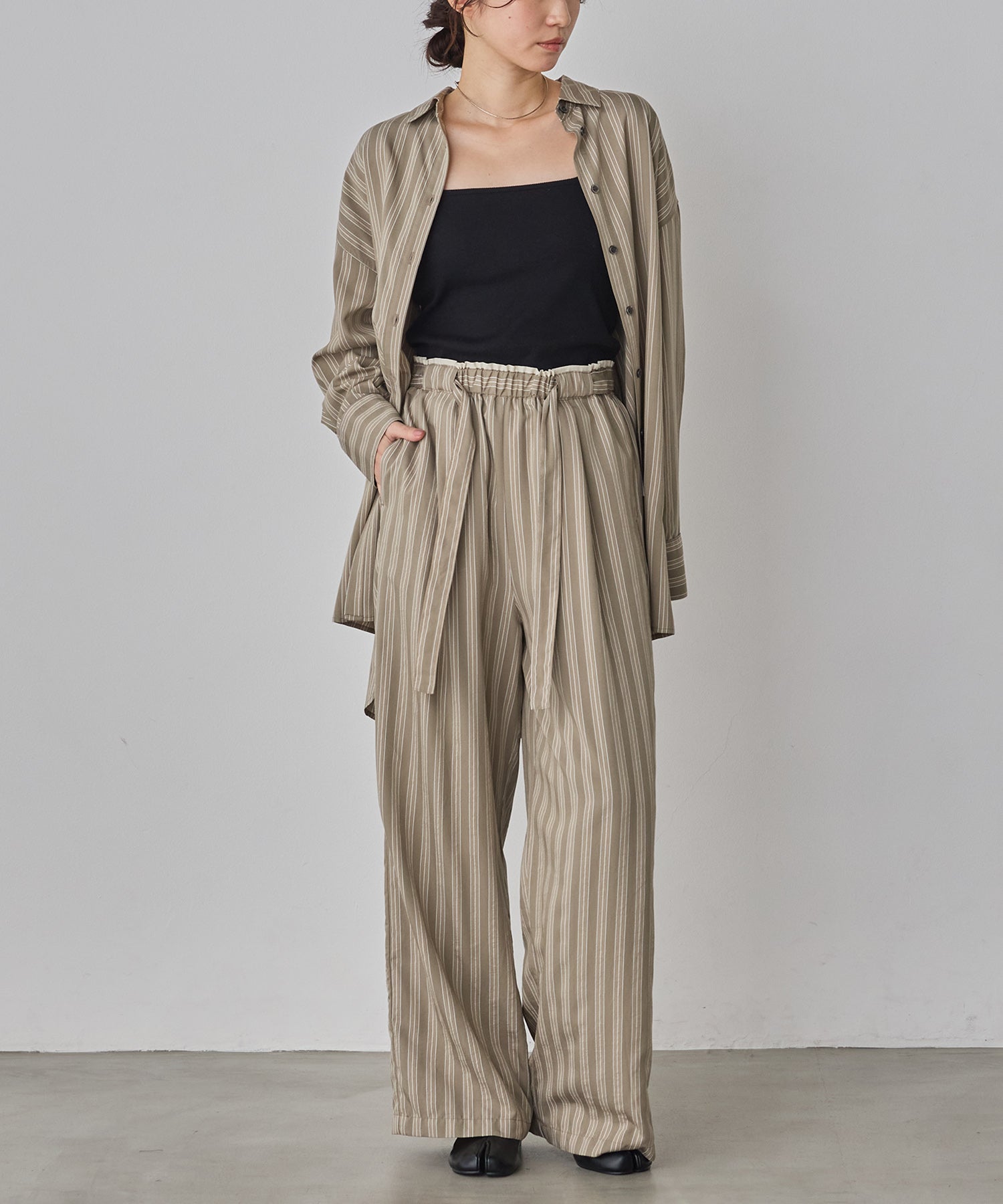 ストライプ イージーパンツ