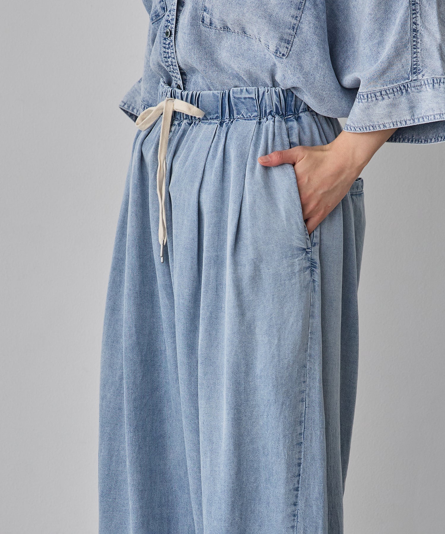 TENCEL DENIM WIDE PANTS