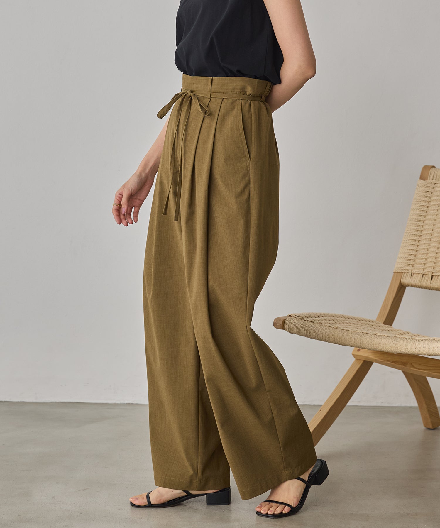 LINEN-LOOK PLEATED PANTS