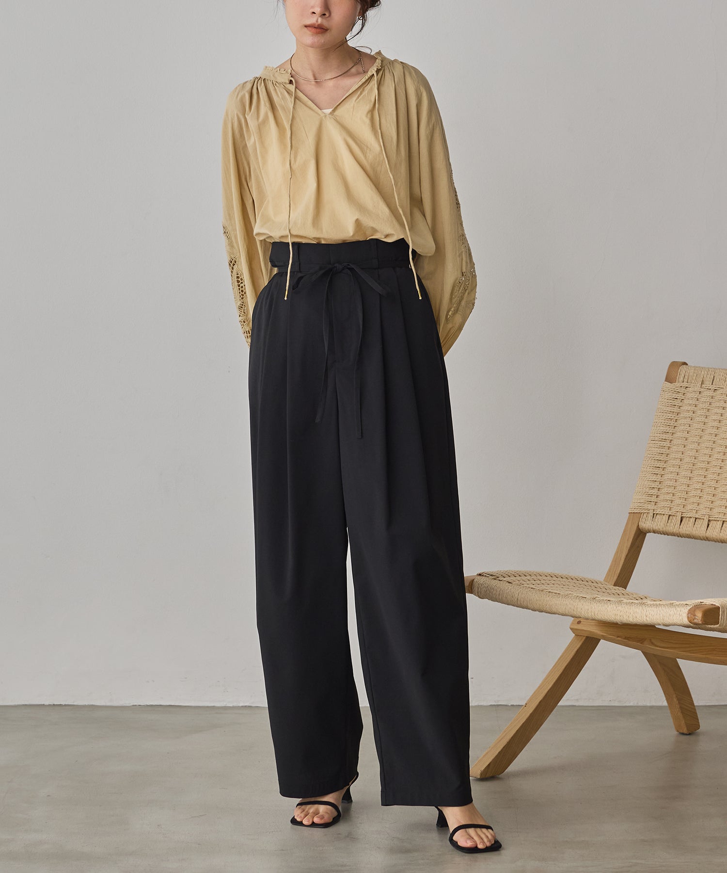LINEN-LOOK PLEATED PANTS