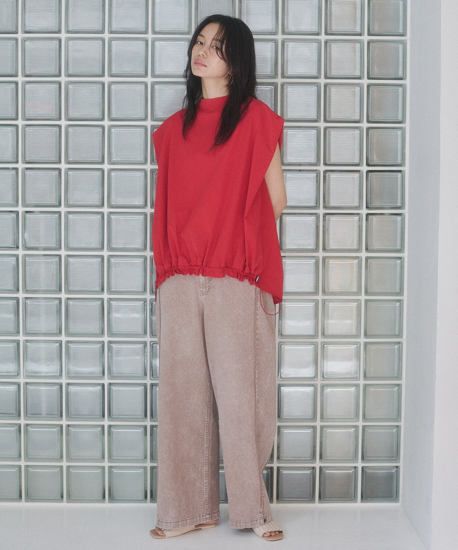 DENIM/TWILL SIDE-TUCK PANTS