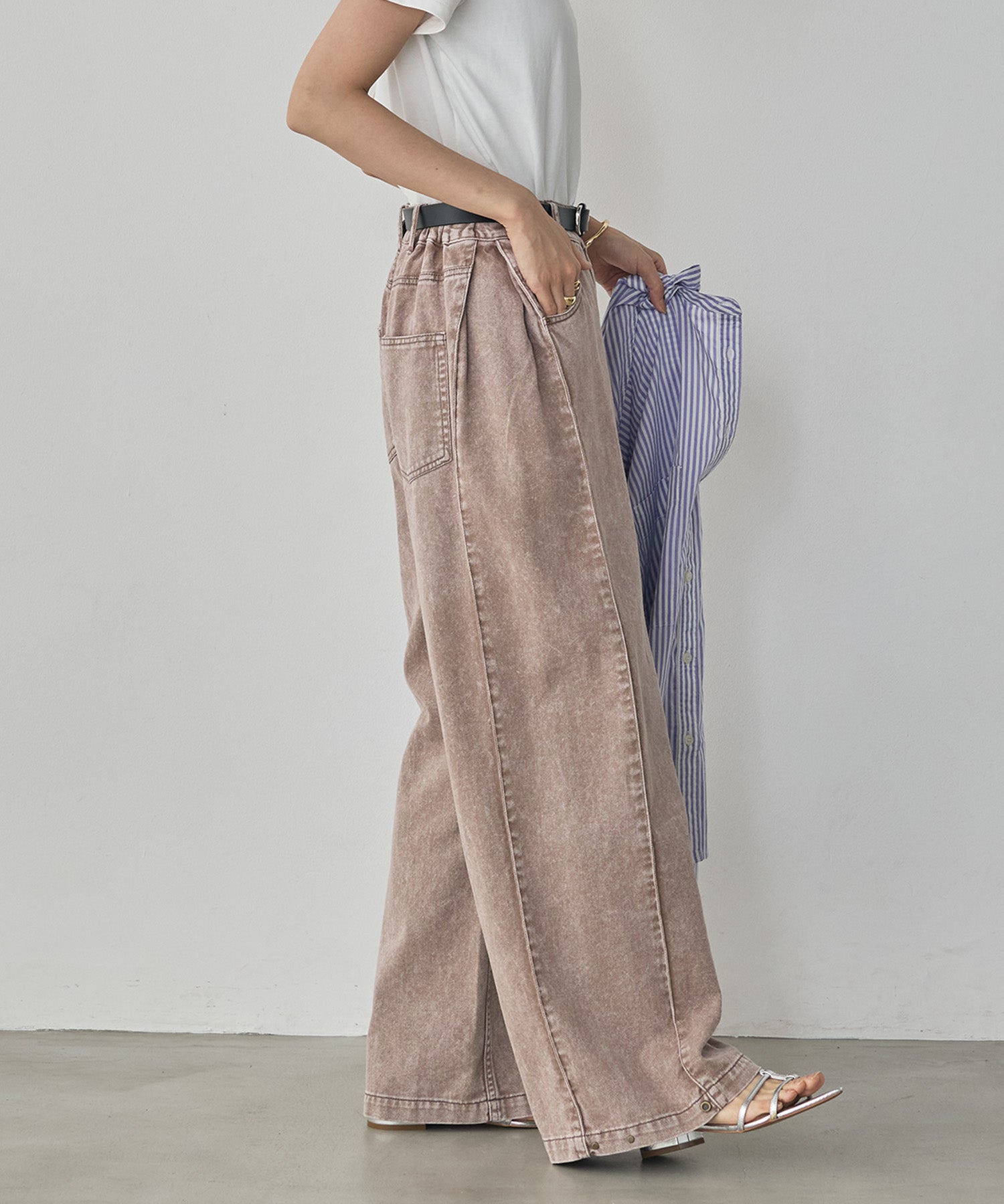 DENIM/TWILL SIDE-TUCK PANTS