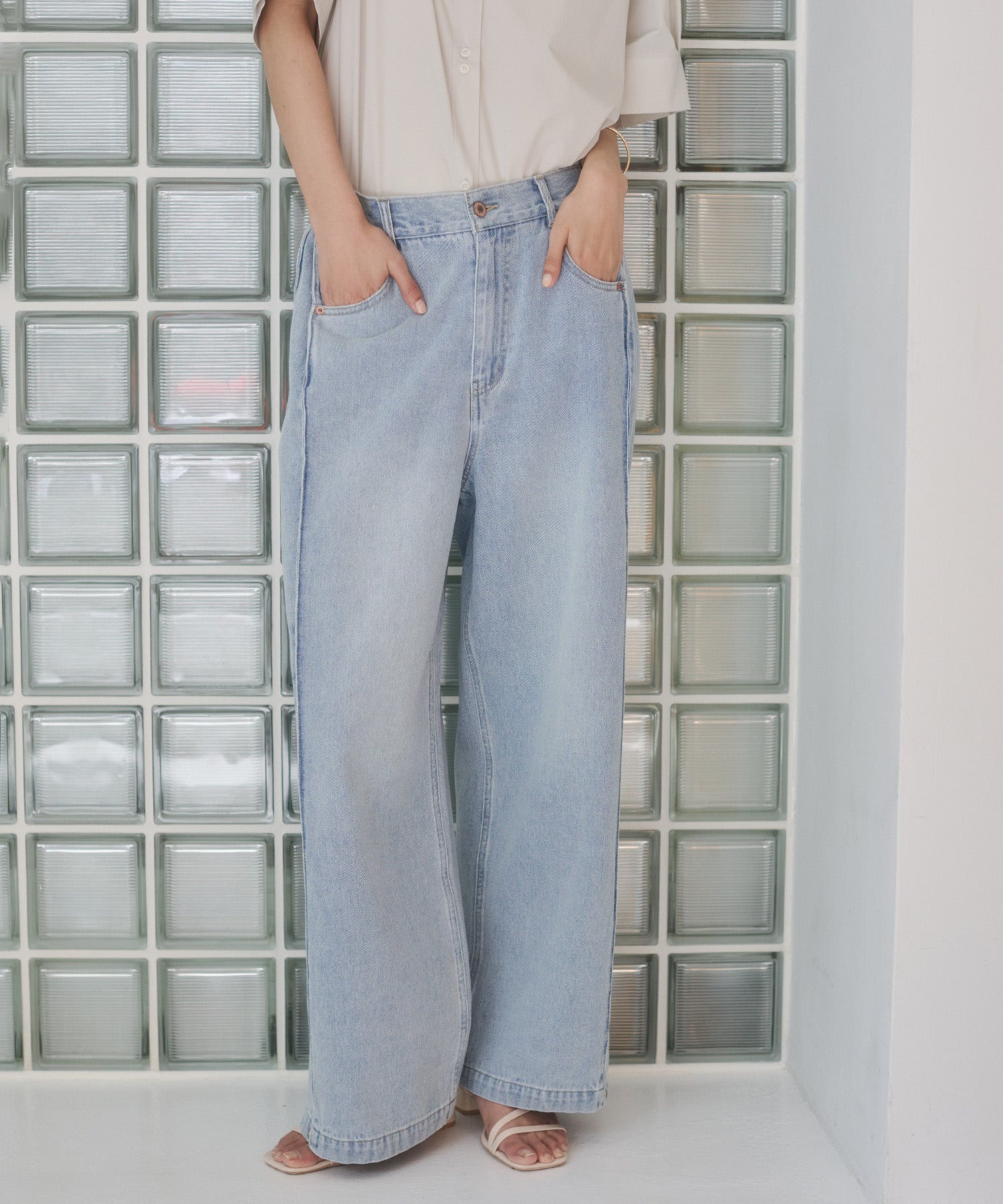 DENIM/TWILL SIDE-TUCK PANTS