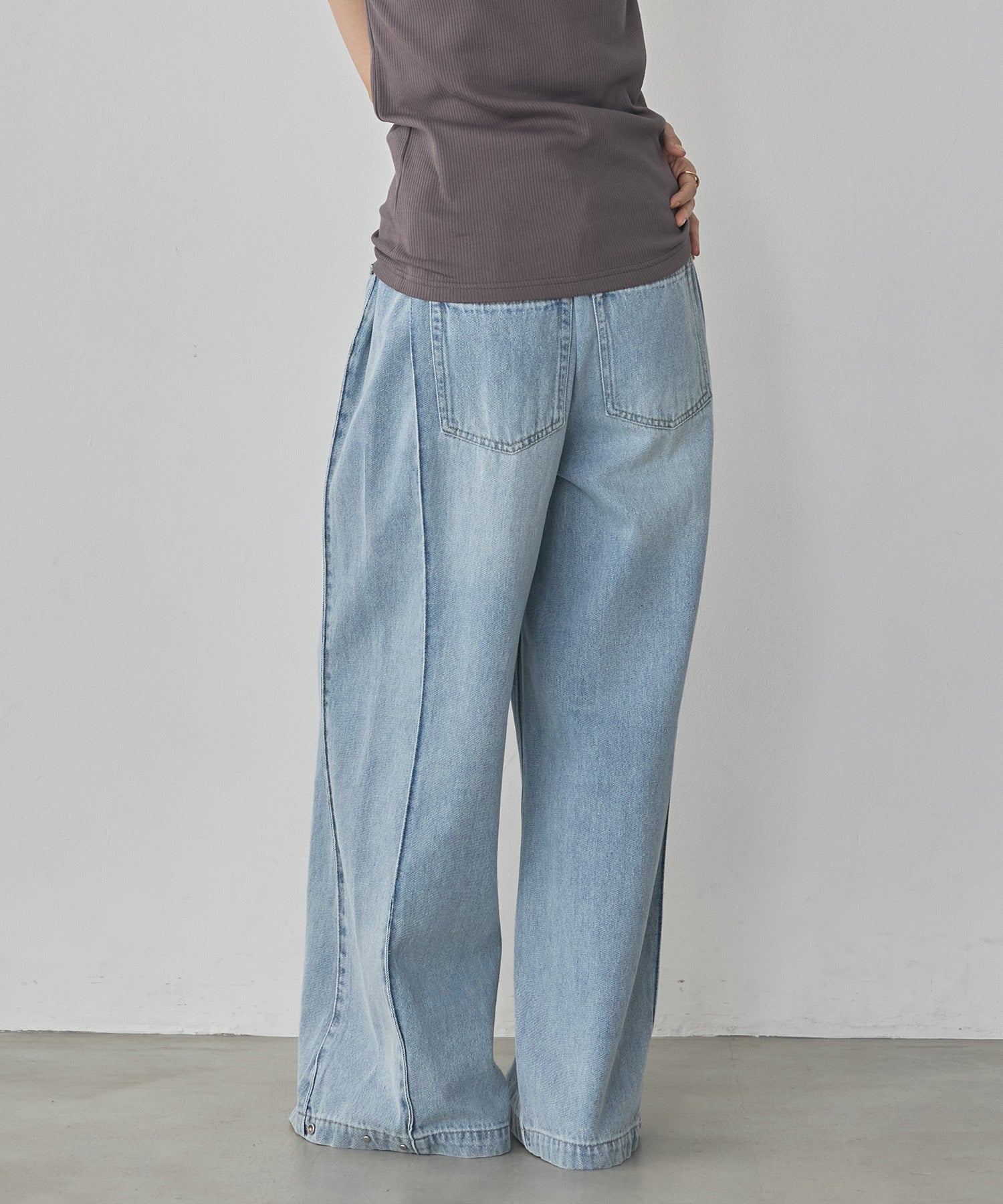 DENIM/TWILL SIDE-TUCK PANTS