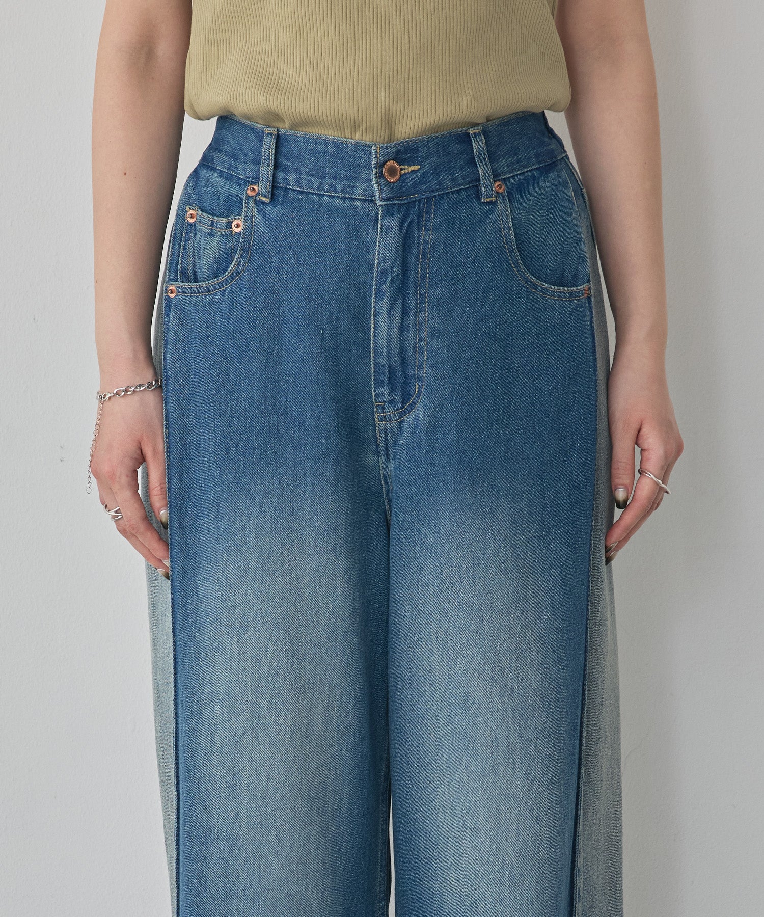 DENIM/TWILL SIDE-TUCK PANTS