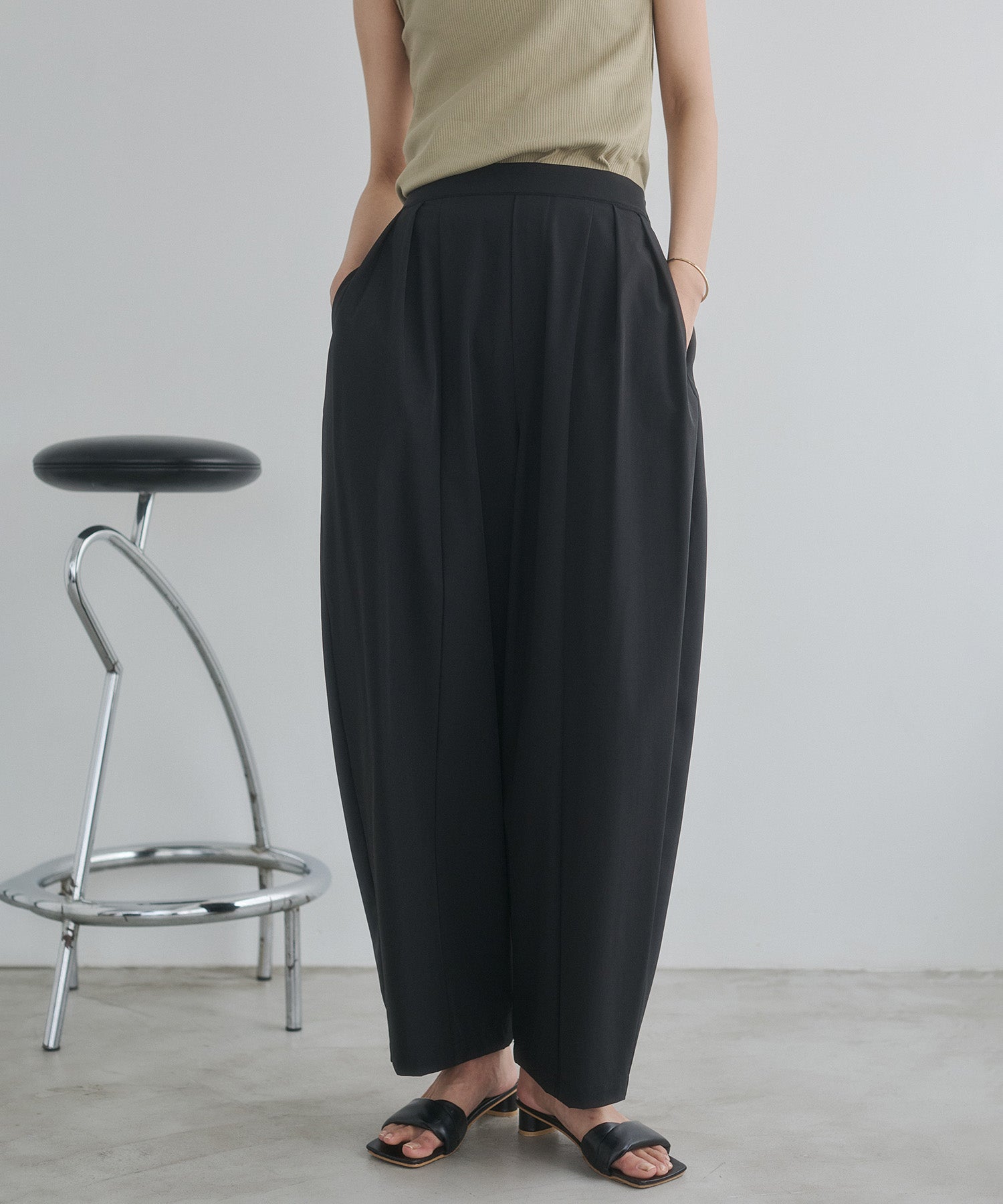 [ICE TOUCH] COCOON PANTS
