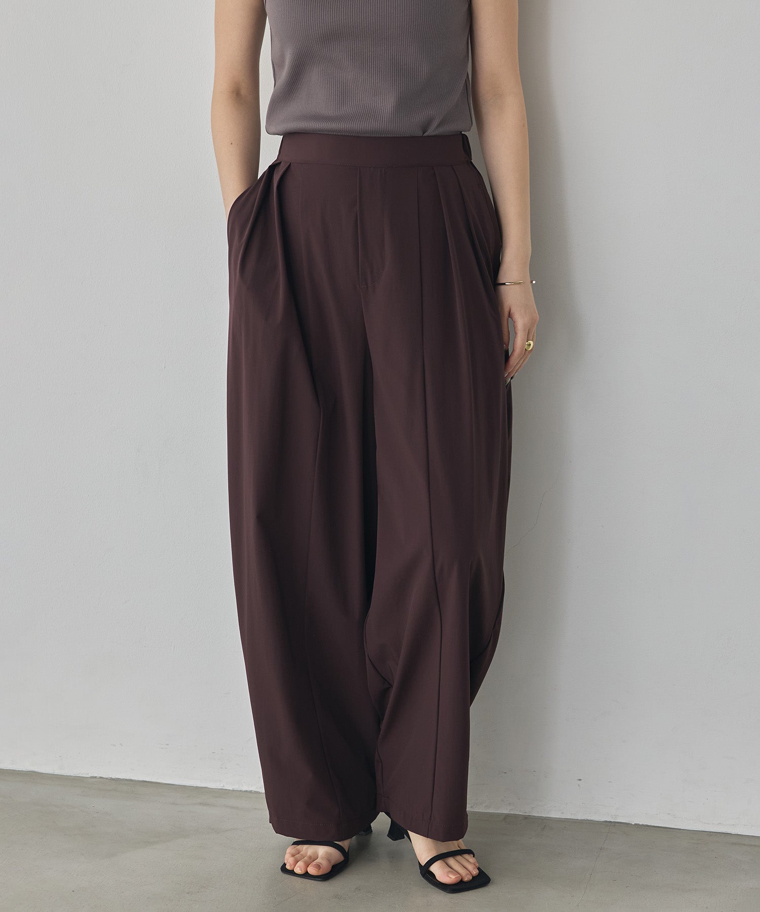[ICE TOUCH] COCOON PANTS