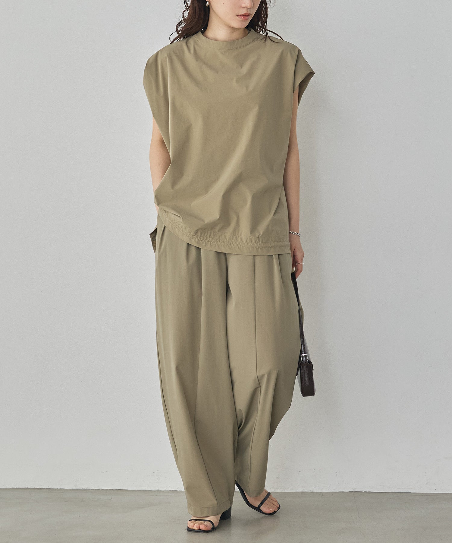 [ICE TOUCH] COCOON PANTS