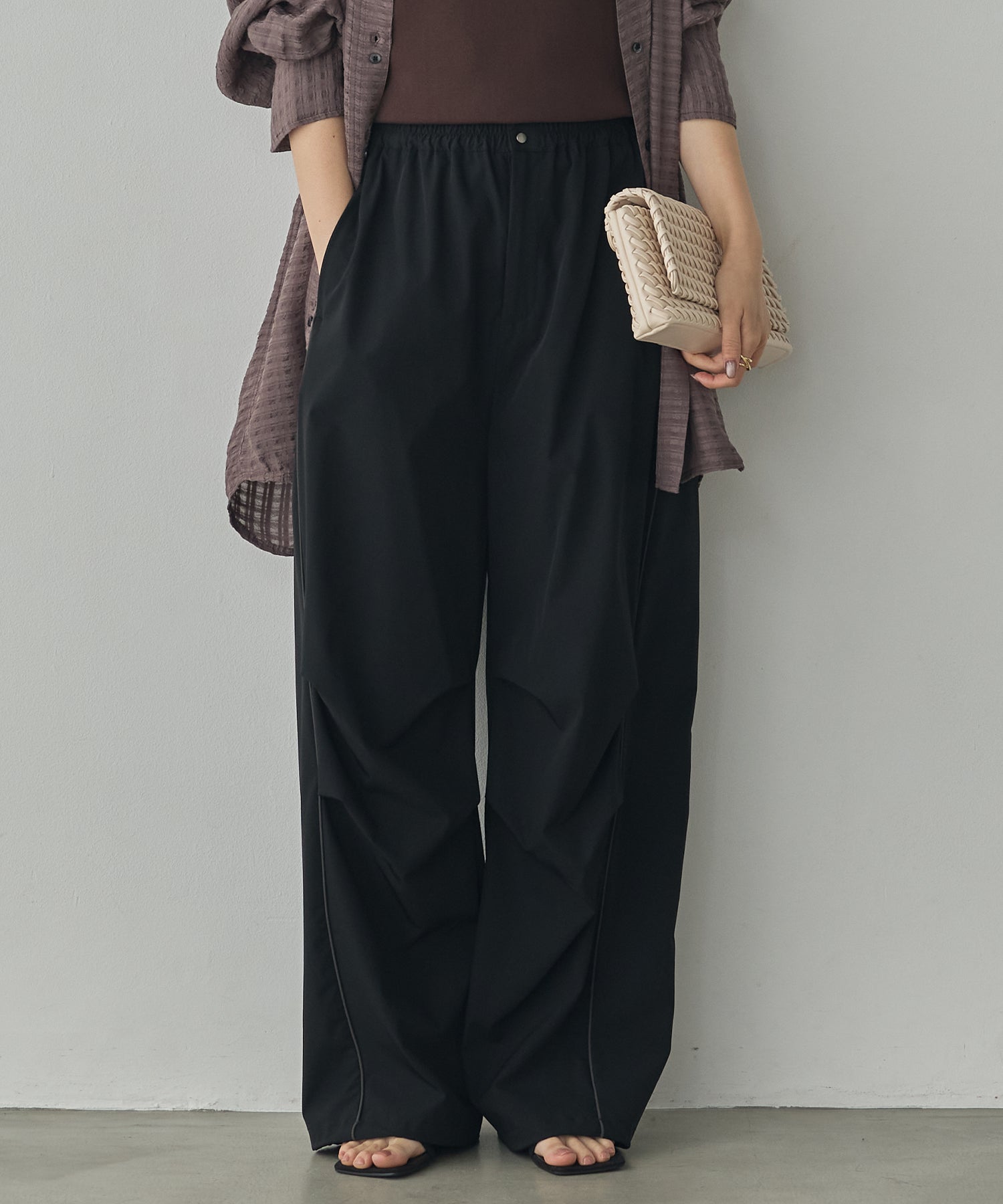 [ICE TOUCH] THICK-KNIT SIDE-STRIPE PANTS
