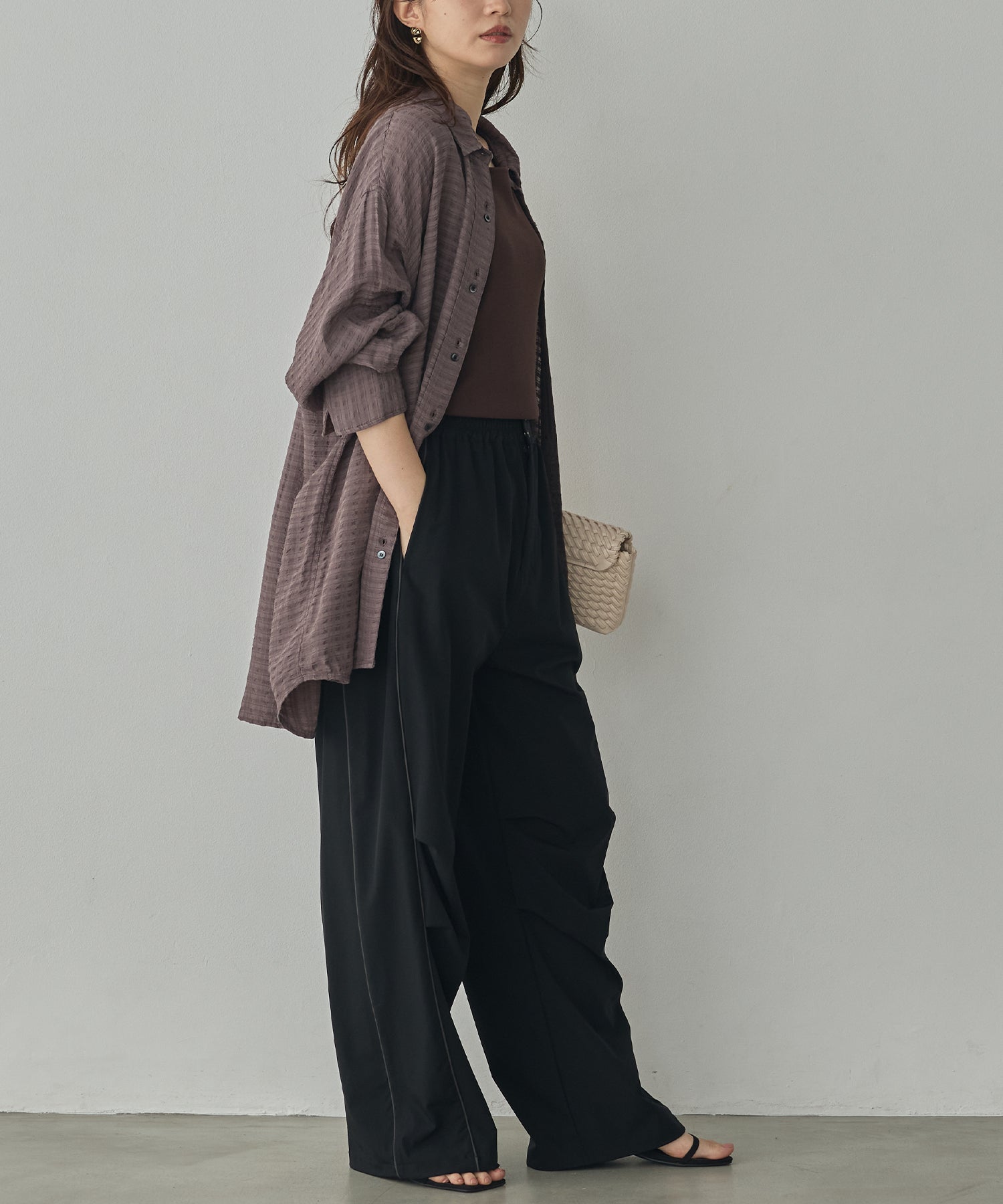 [ICE TOUCH] THICK-KNIT SIDE-STRIPE PANTS
