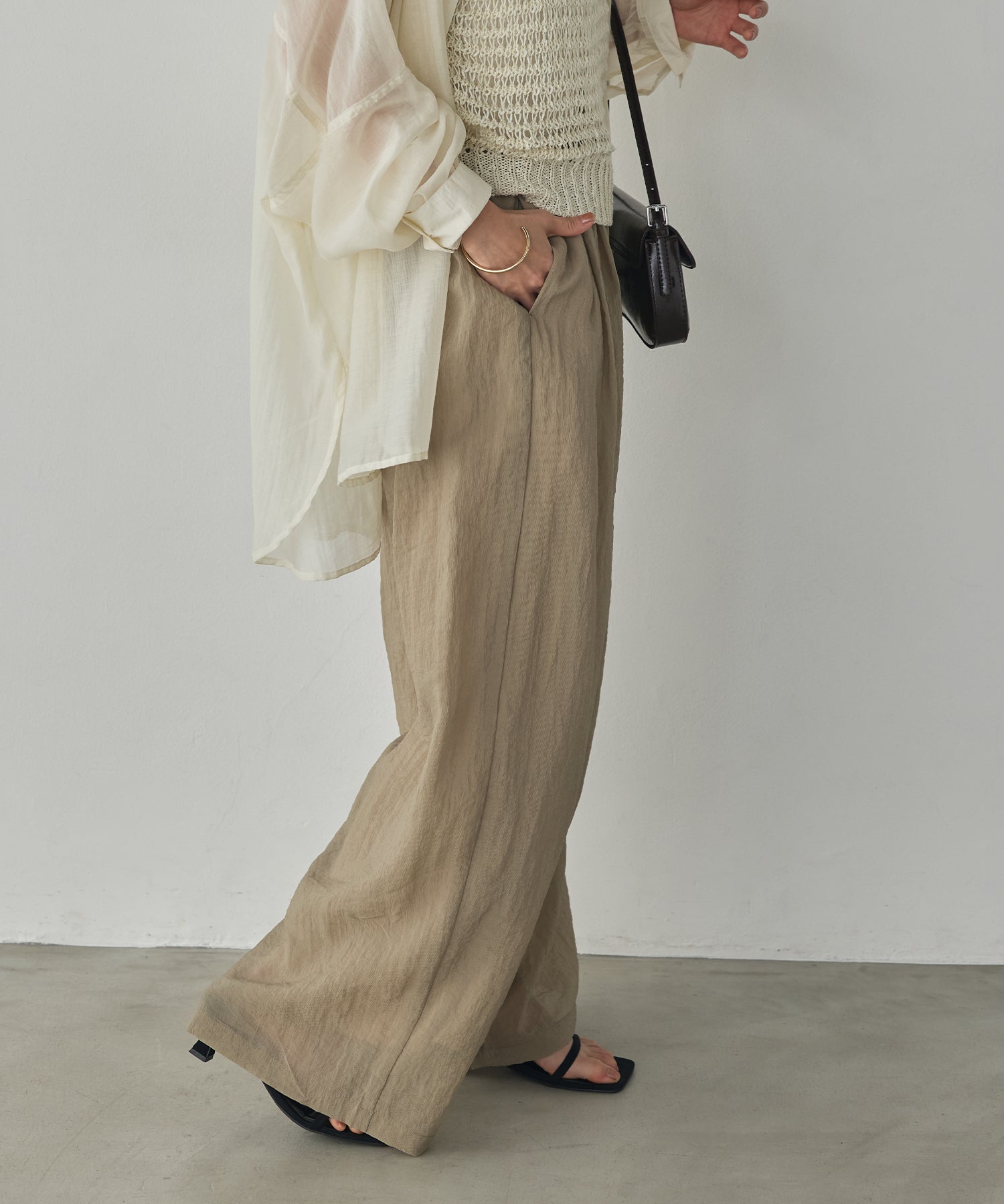 GLOSSY SHEER EASY PANTS