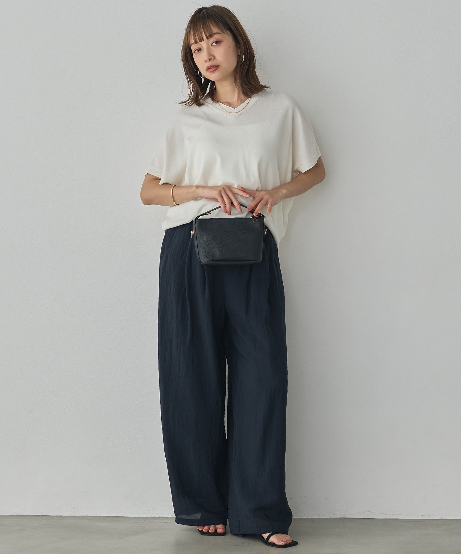 GLOSSY SHEER EASY PANTS