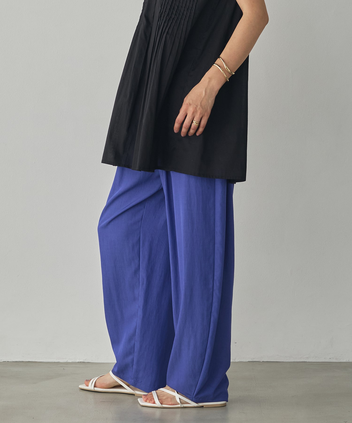 THICK-WEAVE CURVY PANTS