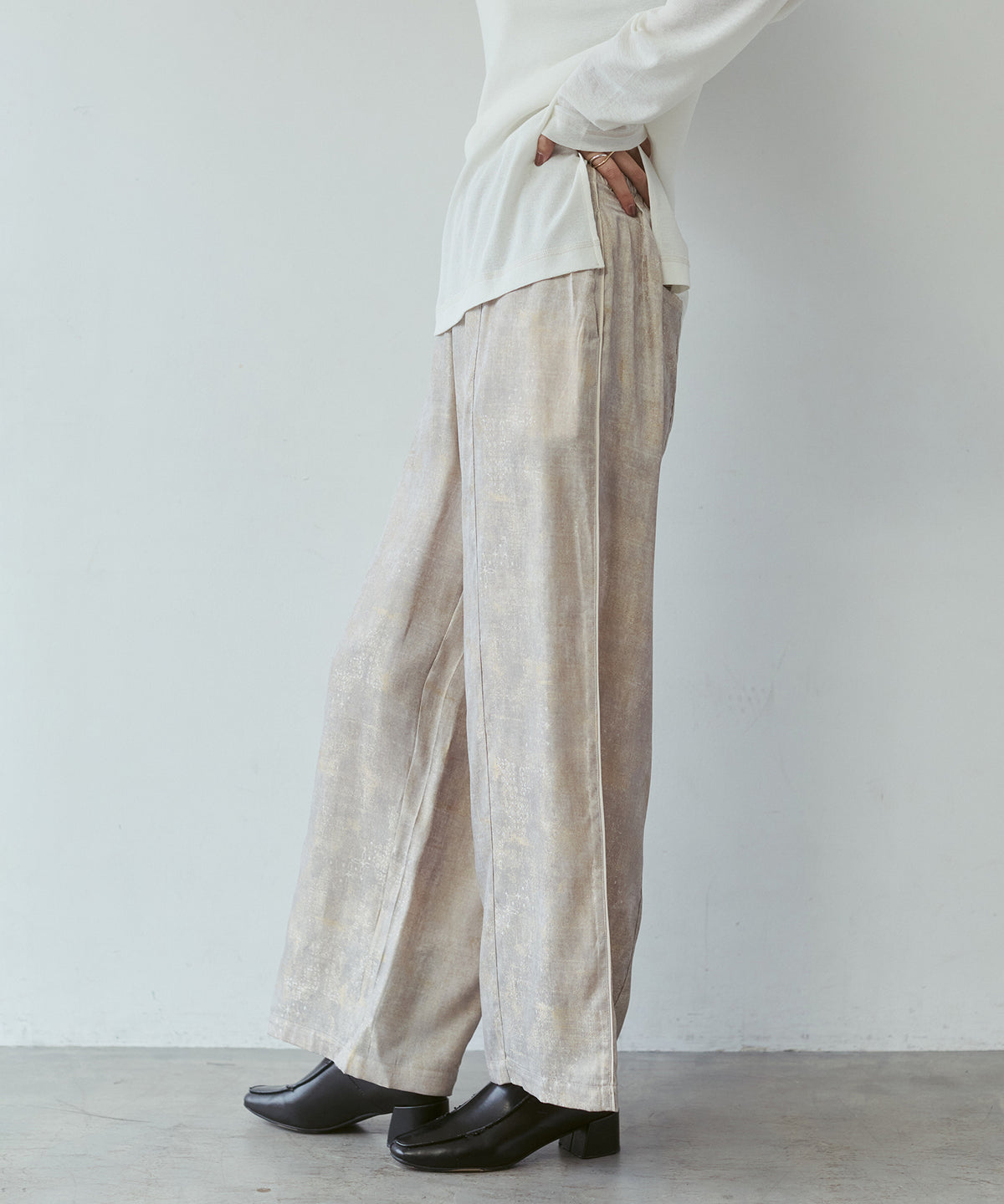 SHINY JACQUARD EASY PANTS