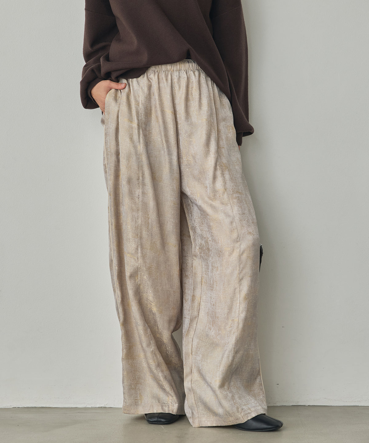 SHINY JACQUARD EASY PANTS