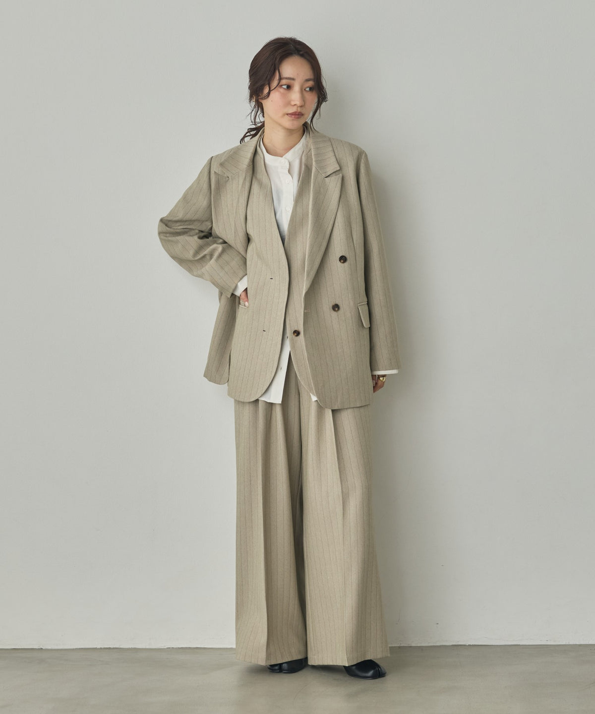 PLEATED PANTS