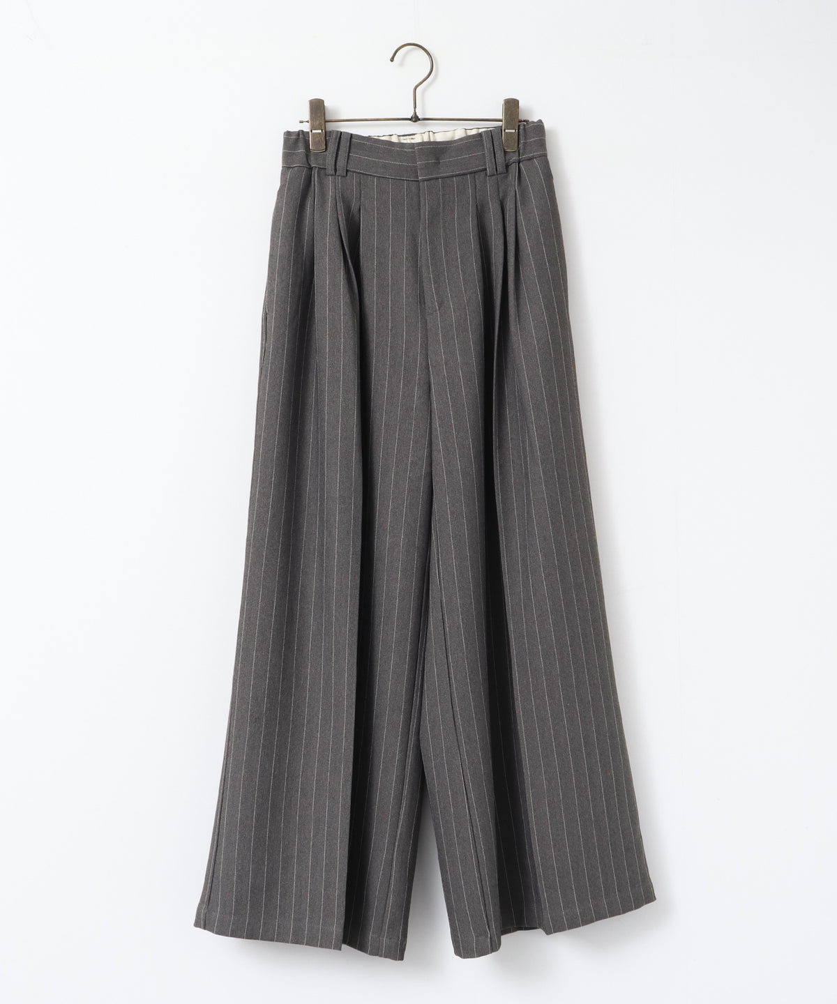 PLEATED PANTS