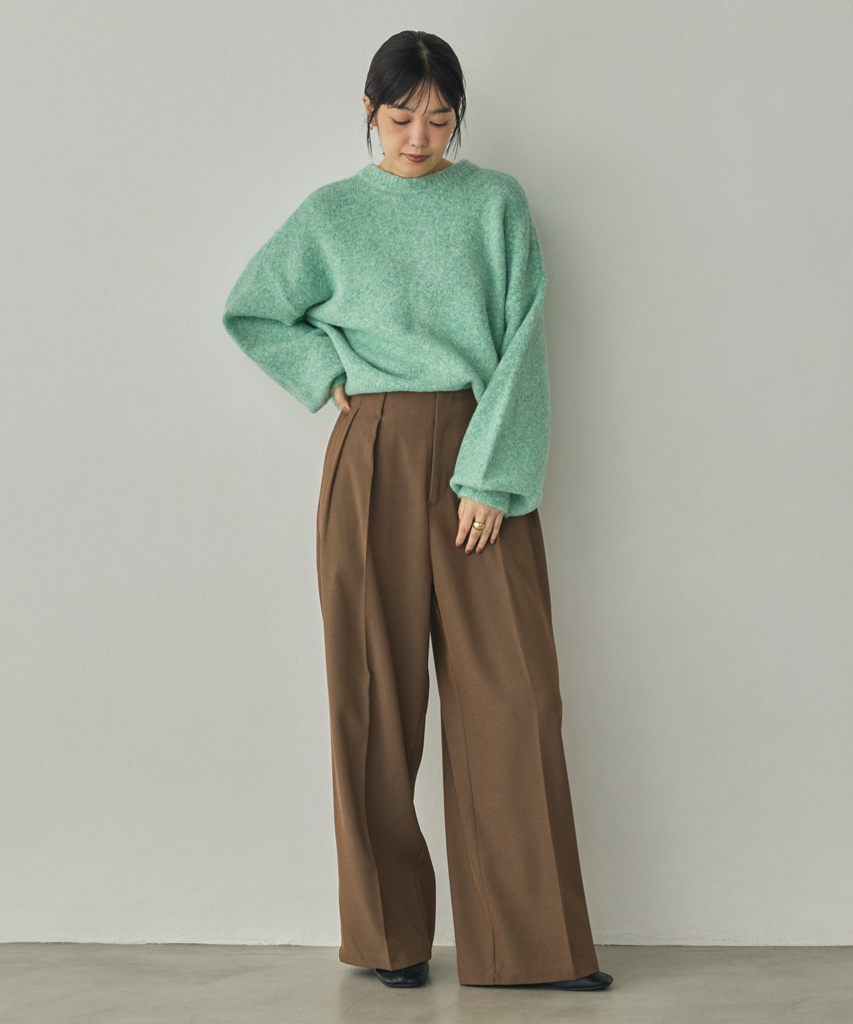 POLY-TWILL TUCK PANTS