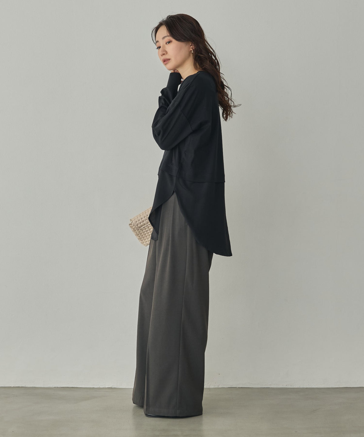 POLY-TWILL TUCK PANTS