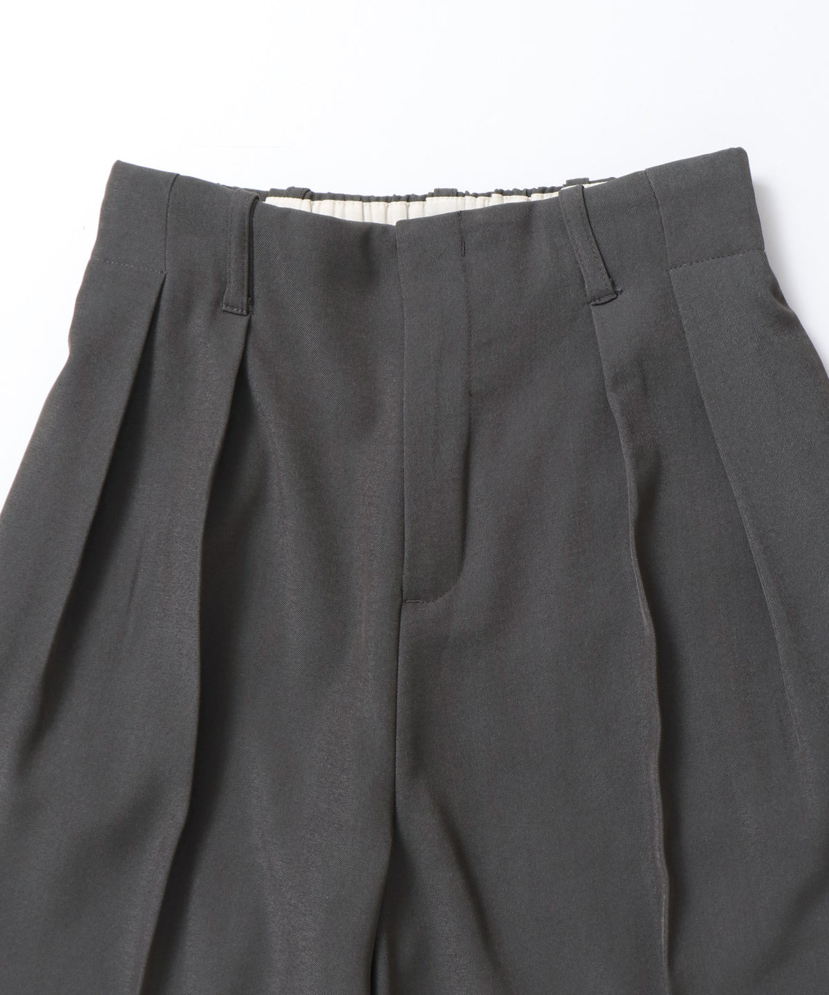 POLY-TWILL TUCK PANTS