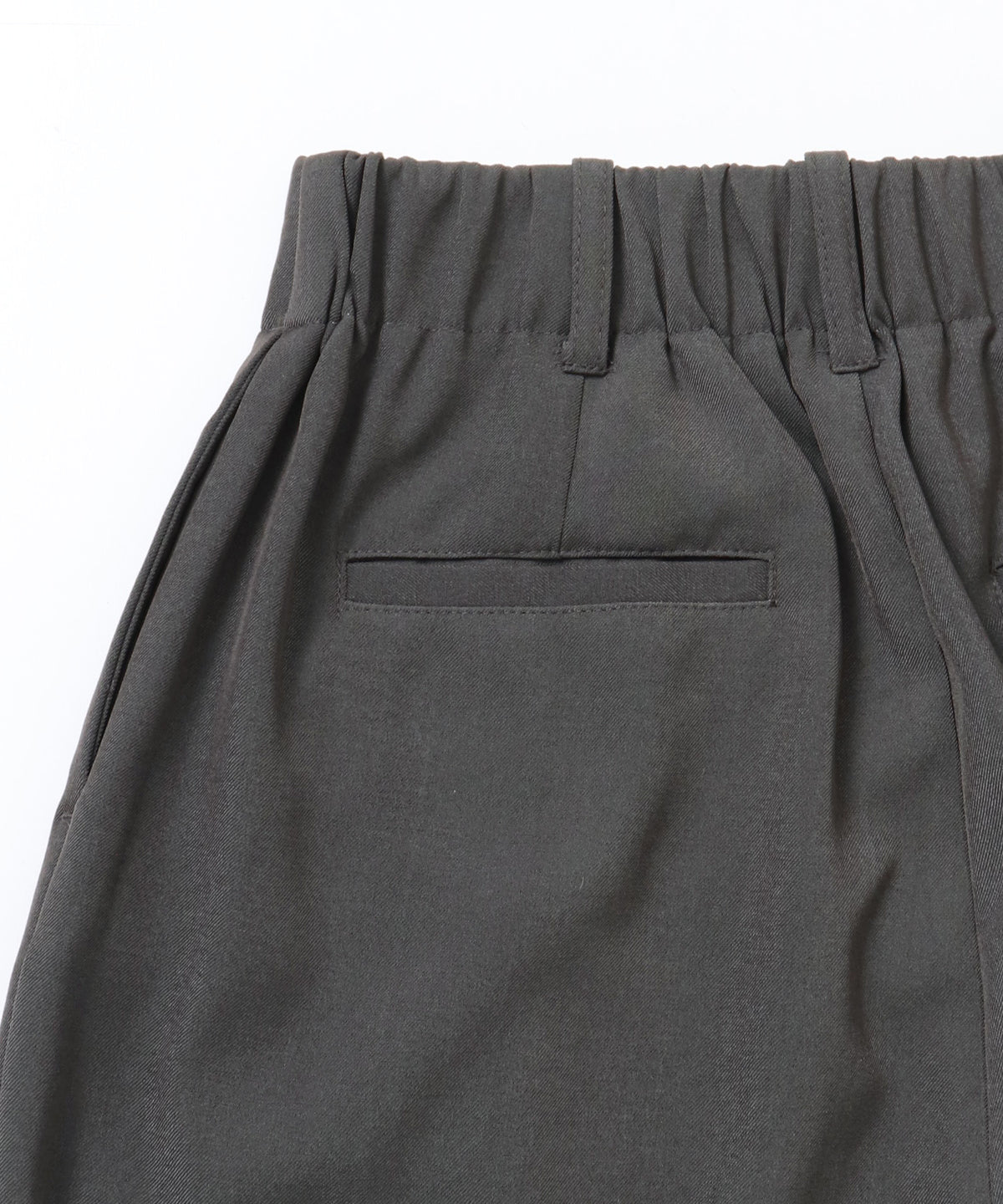 POLY-TWILL TUCK PANTS
