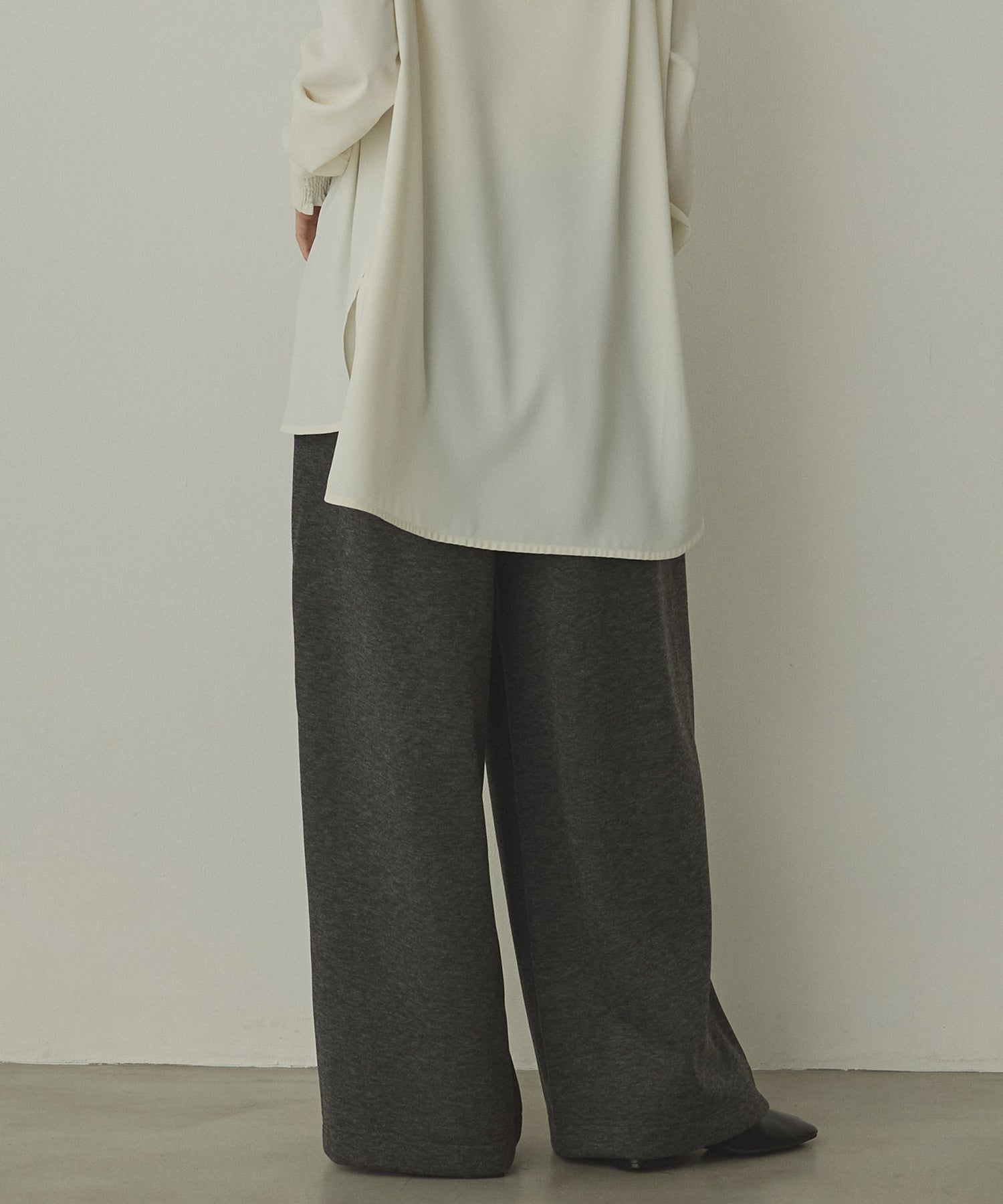 ベロアボンディング スウェットワイドパンツ