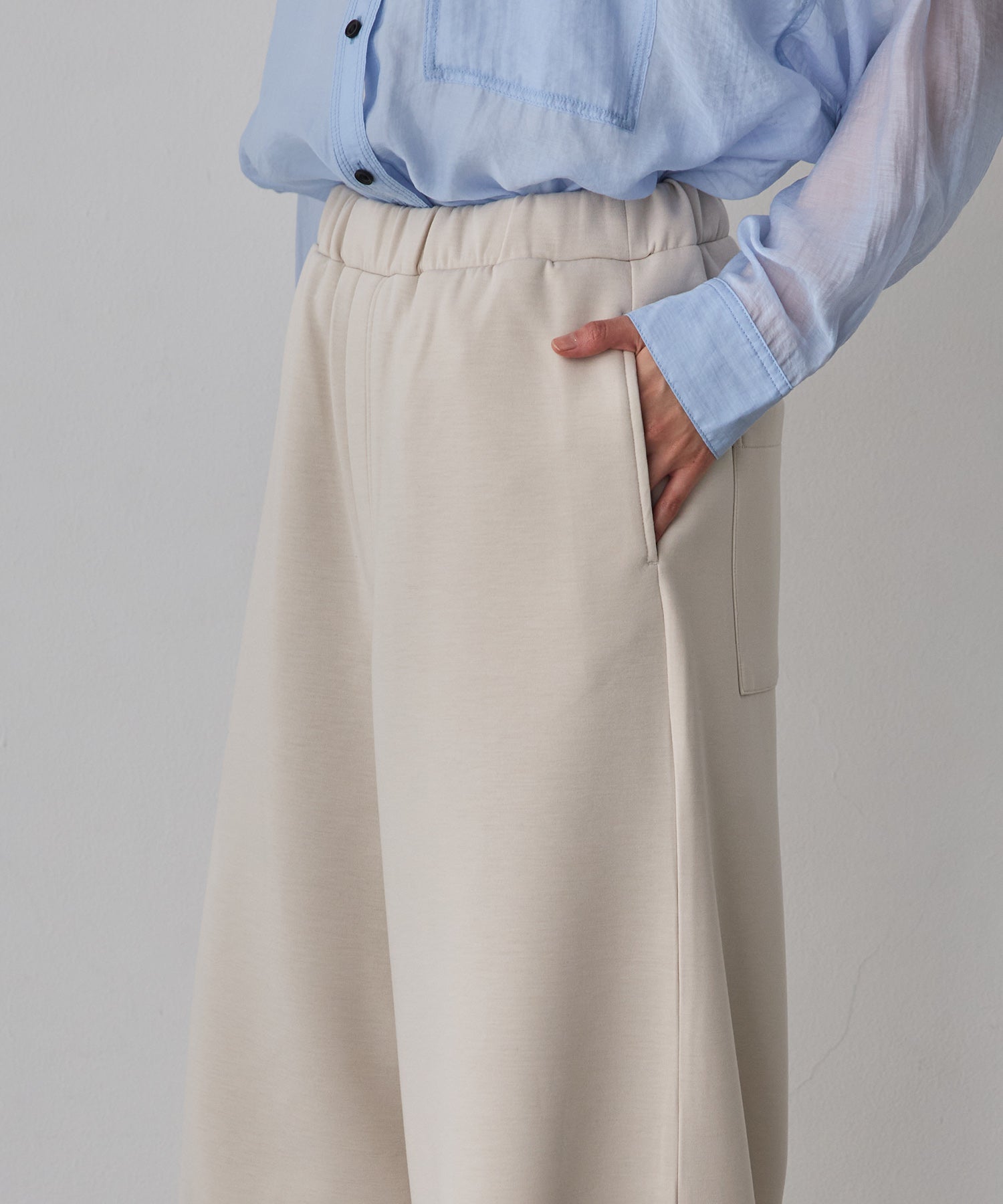 ライトダンボール コクーンパンツ