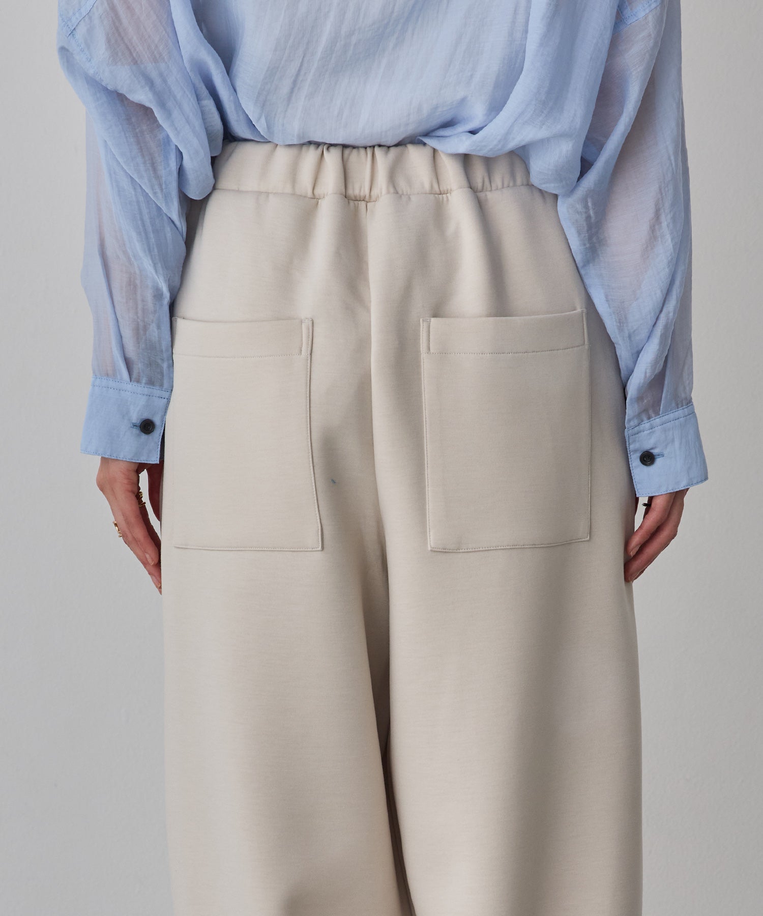 LIGHT CARDBOARD COCOON PANTS