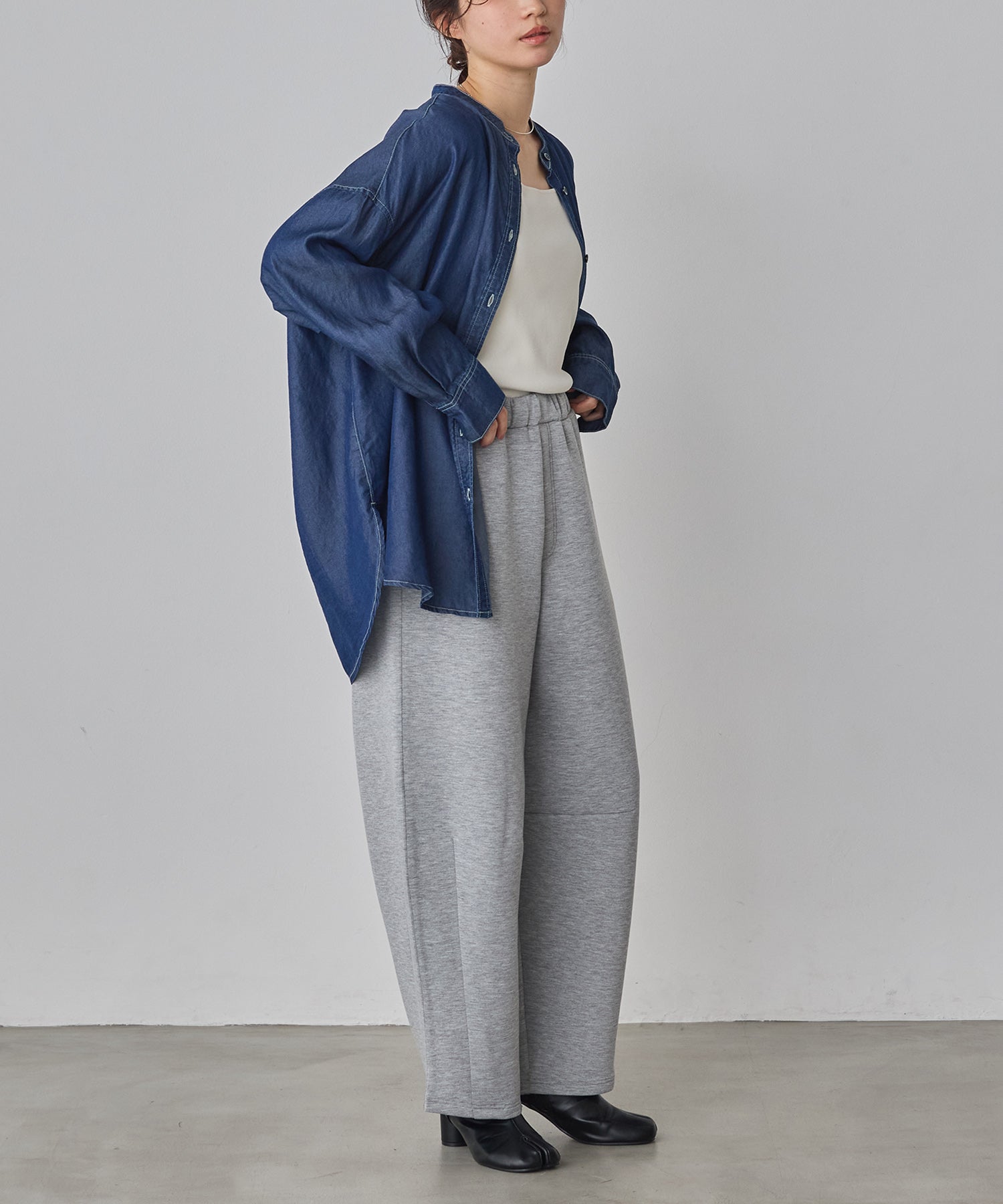 LIGHT CARDBOARD COCOON PANTS